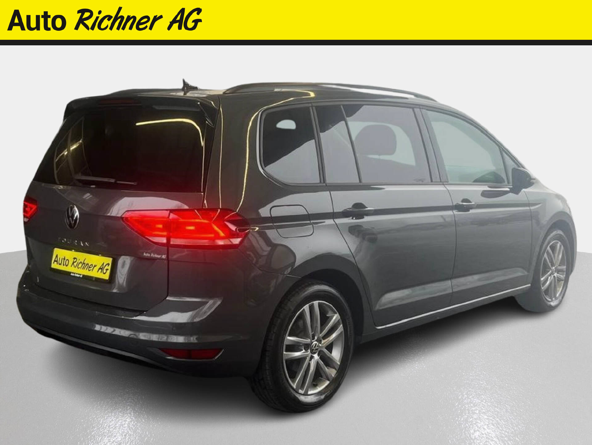 VW Touran 1.5 TSI Comfortline DSG-image-3