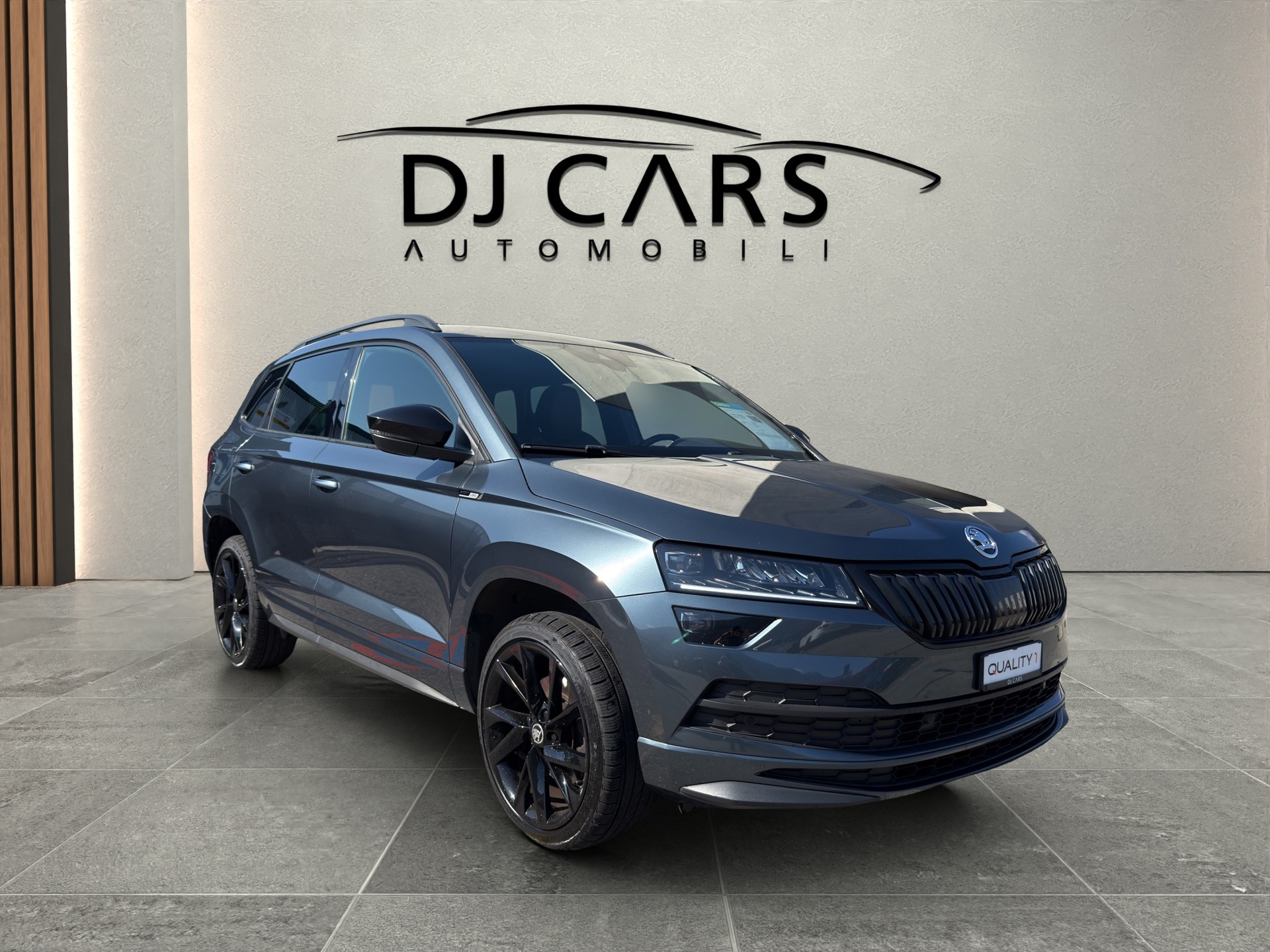 SKODA Karoq 2.0 TSI SportLine 4x4 DSG-image-2