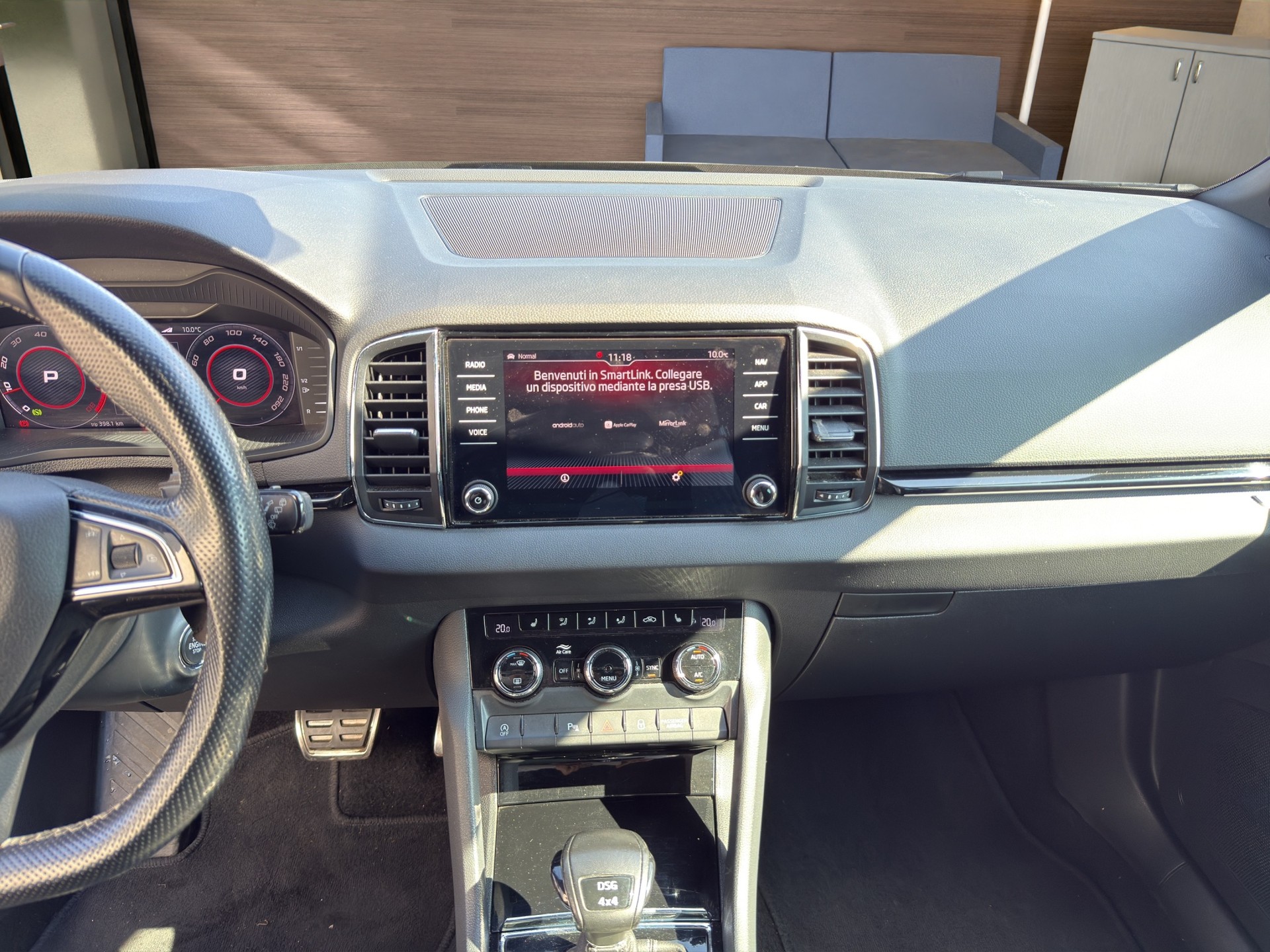 SKODA Karoq 2.0 TSI SportLine 4x4 DSG-image-12