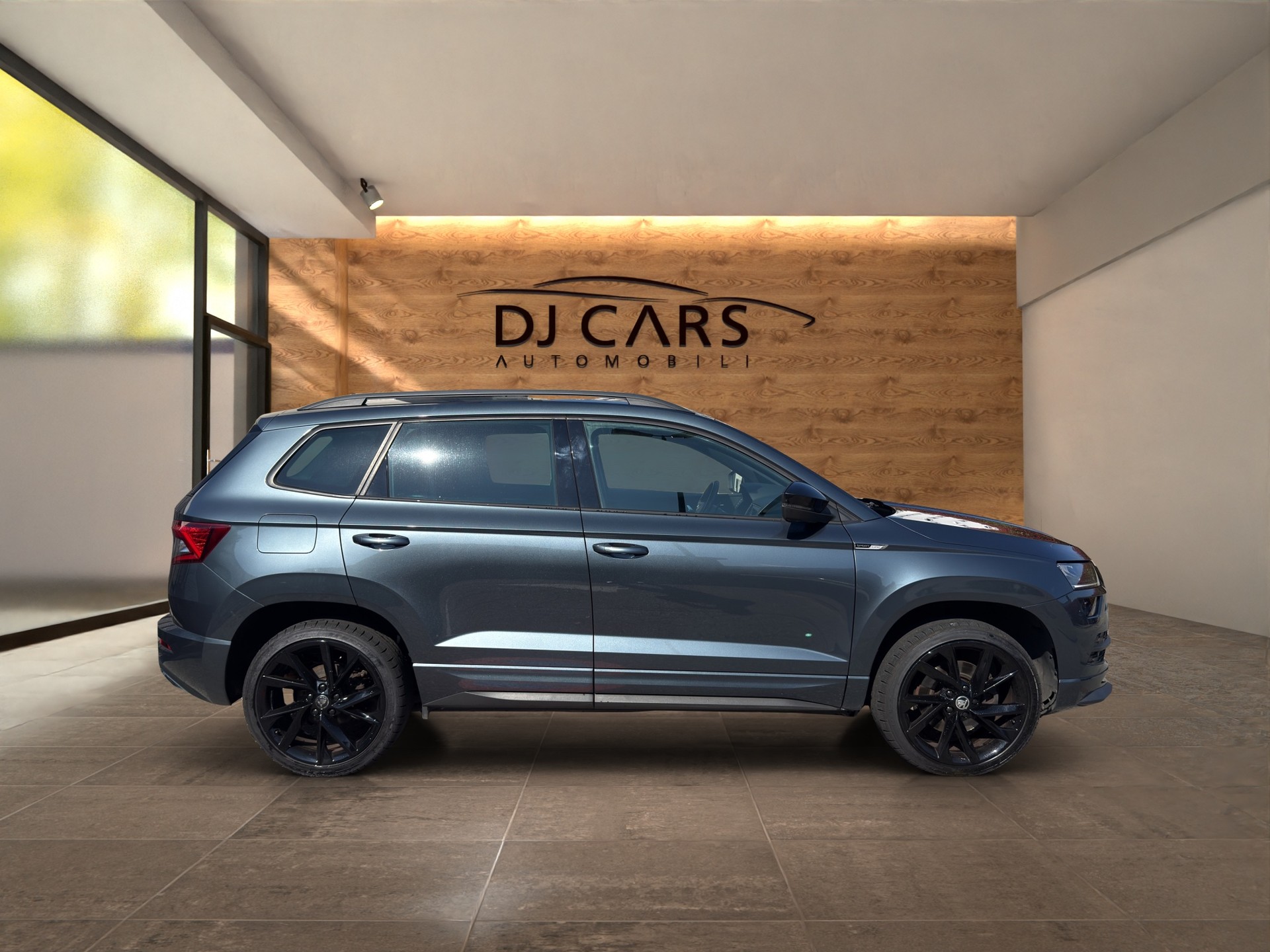 SKODA Karoq 2.0 TSI SportLine 4x4 DSG-image-4