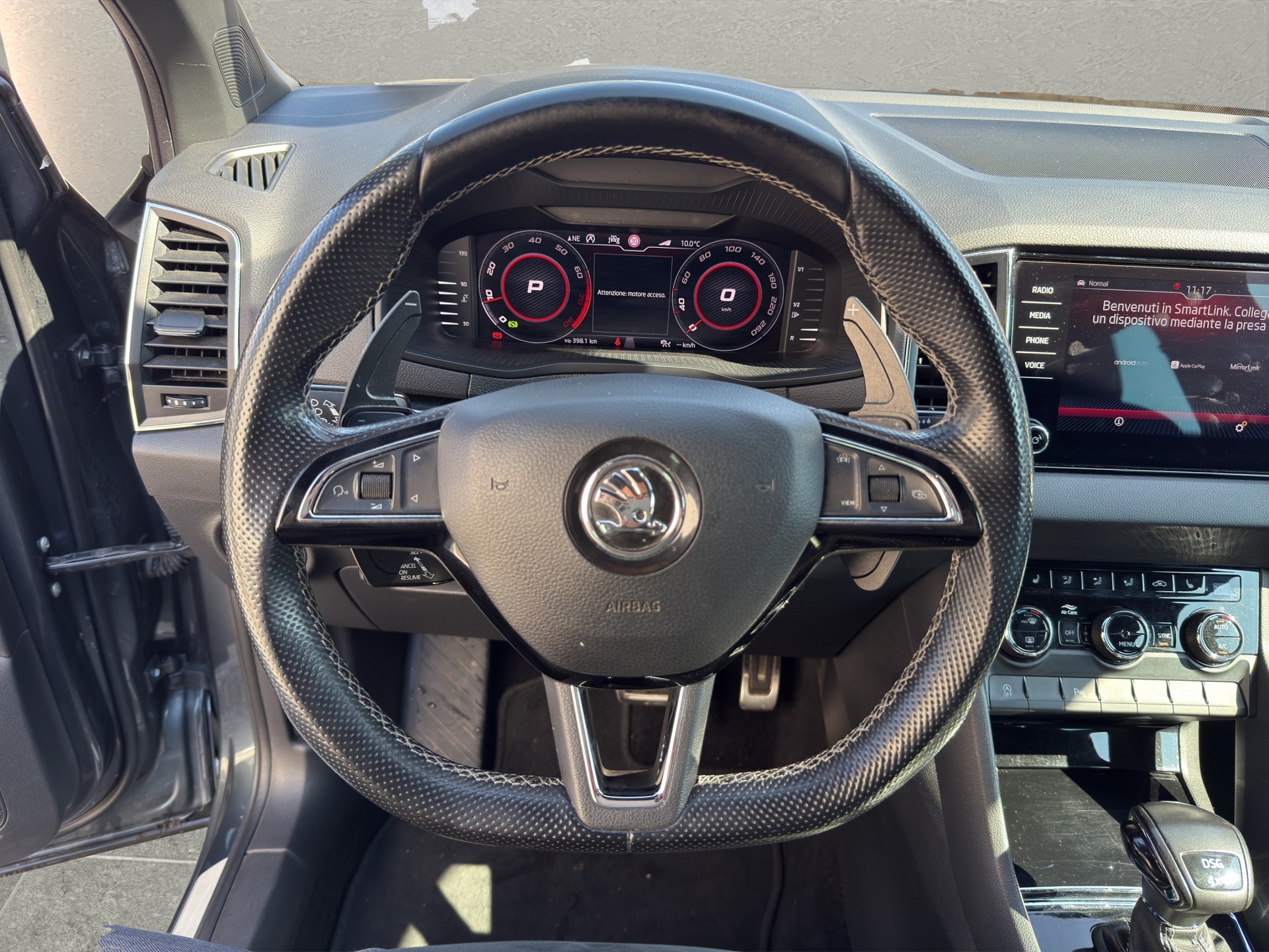 SKODA Karoq 2.0 TSI SportLine 4x4 DSG-image-9