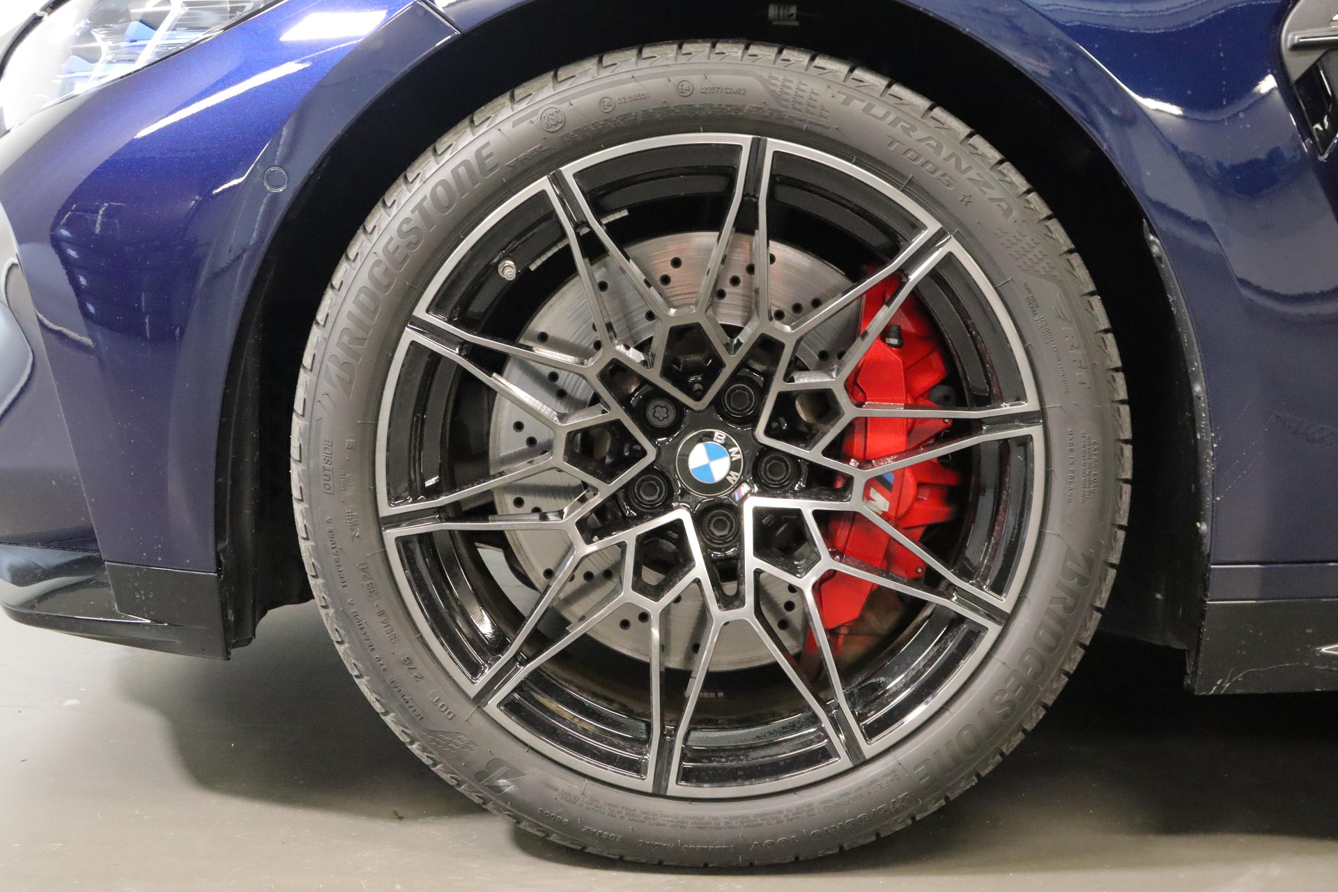 BMW M4 Competition xDrive Coupé-image-11