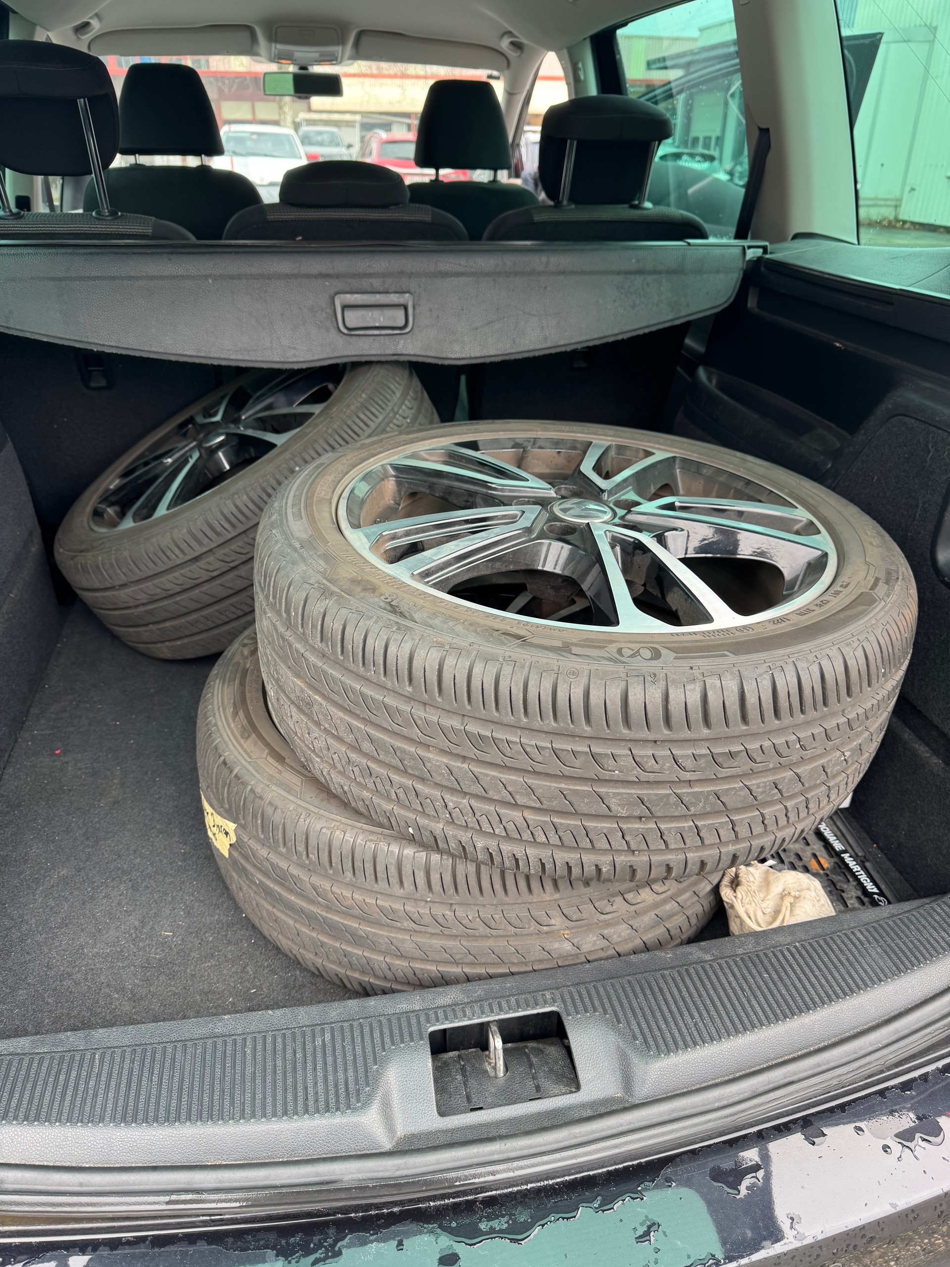 VW Sharan 1.4 TSI BlueMotion Technology Trendline-image-12