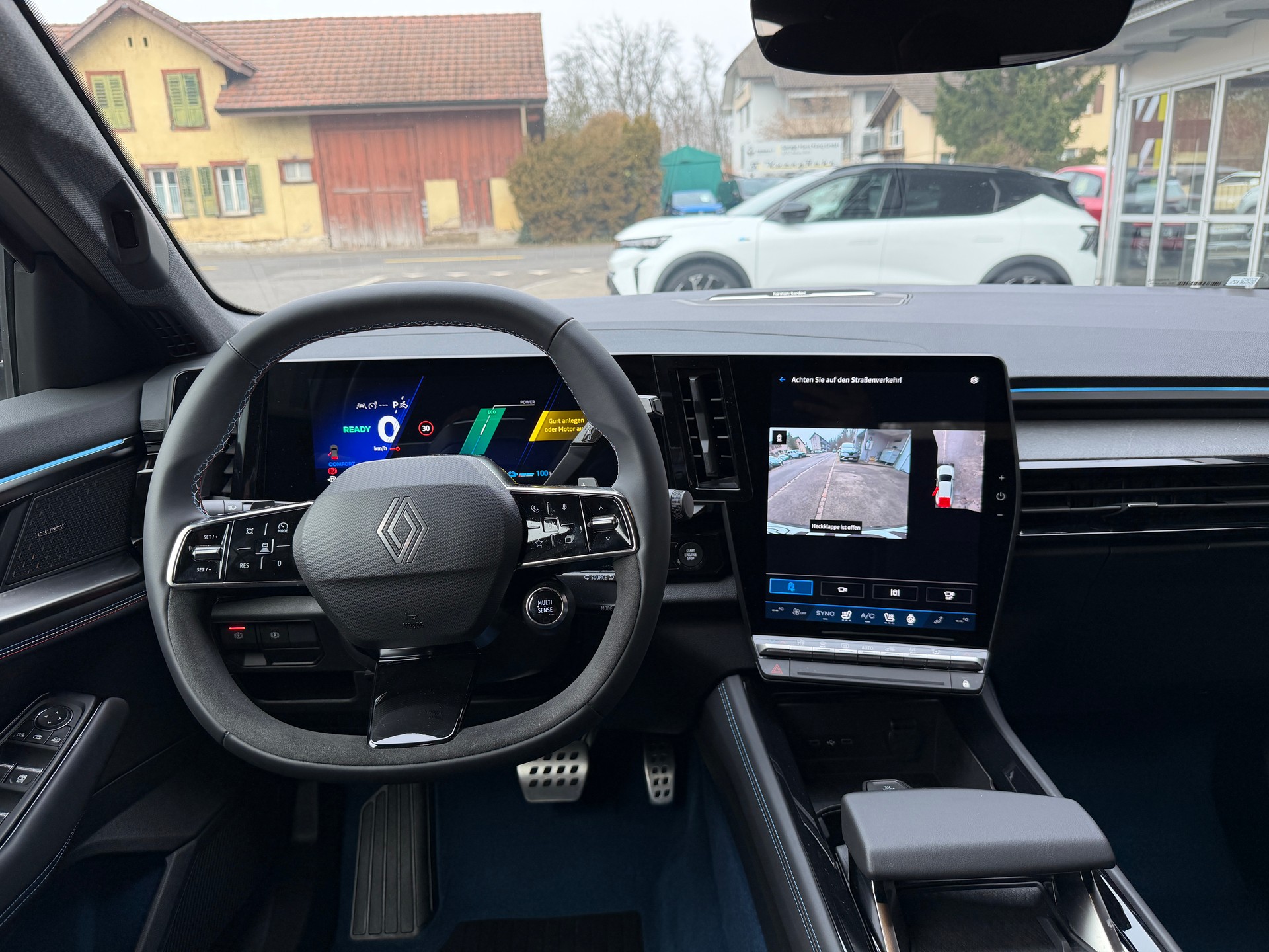 RENAULT Rafale 1.2 E-Tech Plug-in Atelier Alpine-image-4