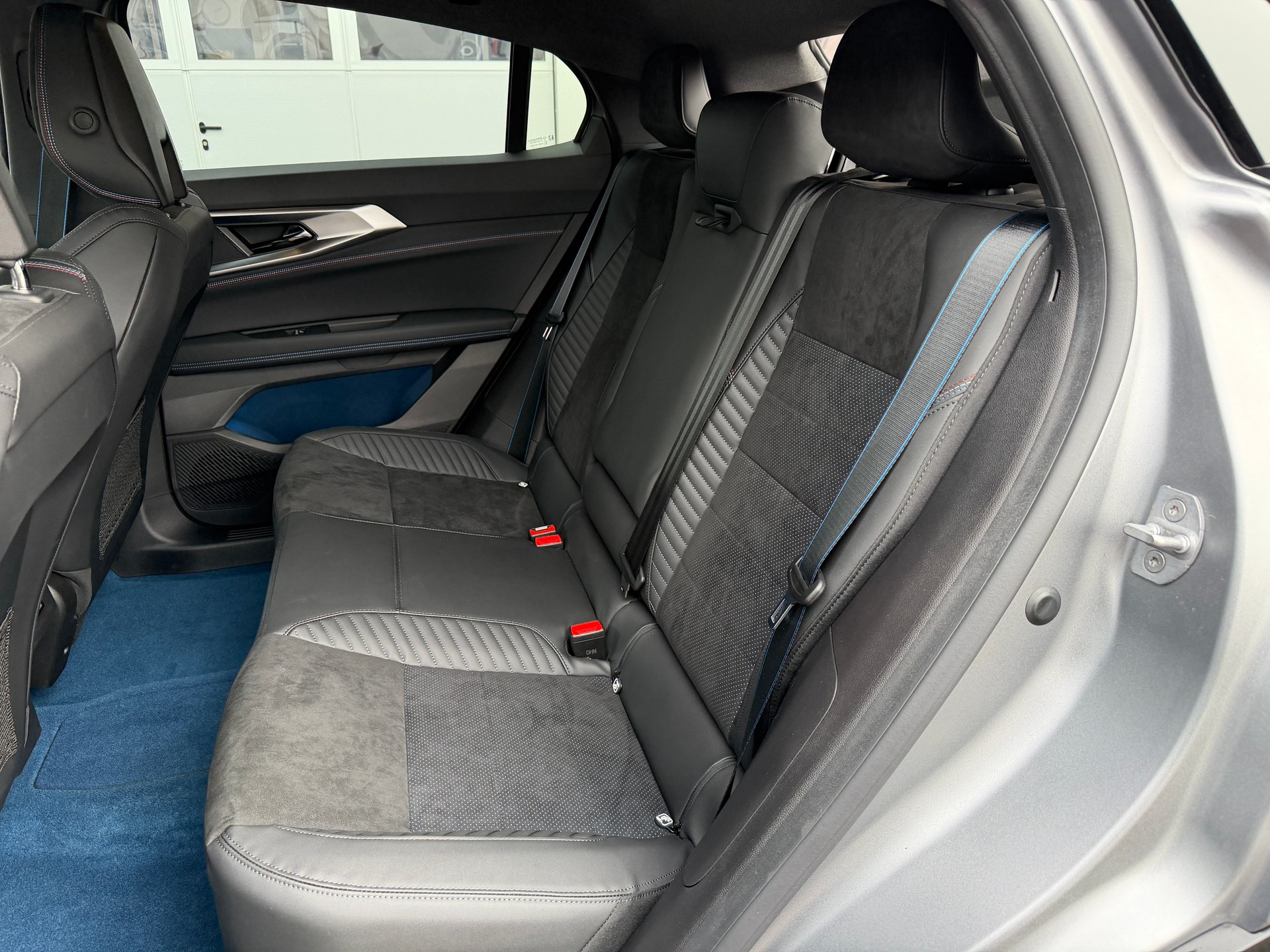 RENAULT Rafale 1.2 E-Tech Plug-in Atelier Alpine-image-6