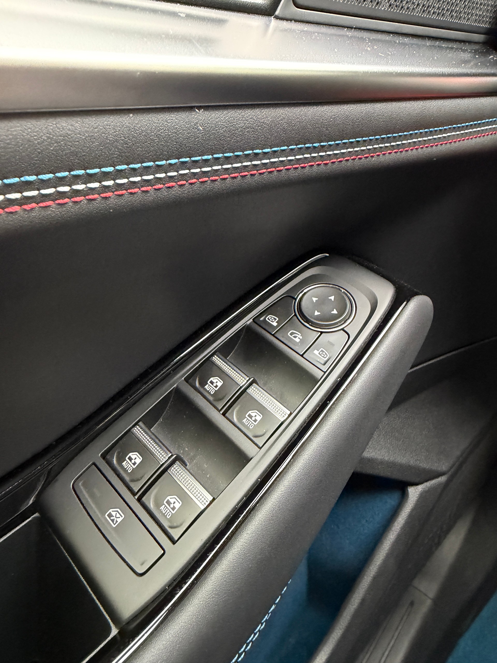 RENAULT Rafale 1.2 E-Tech Plug-in Atelier Alpine-image-12