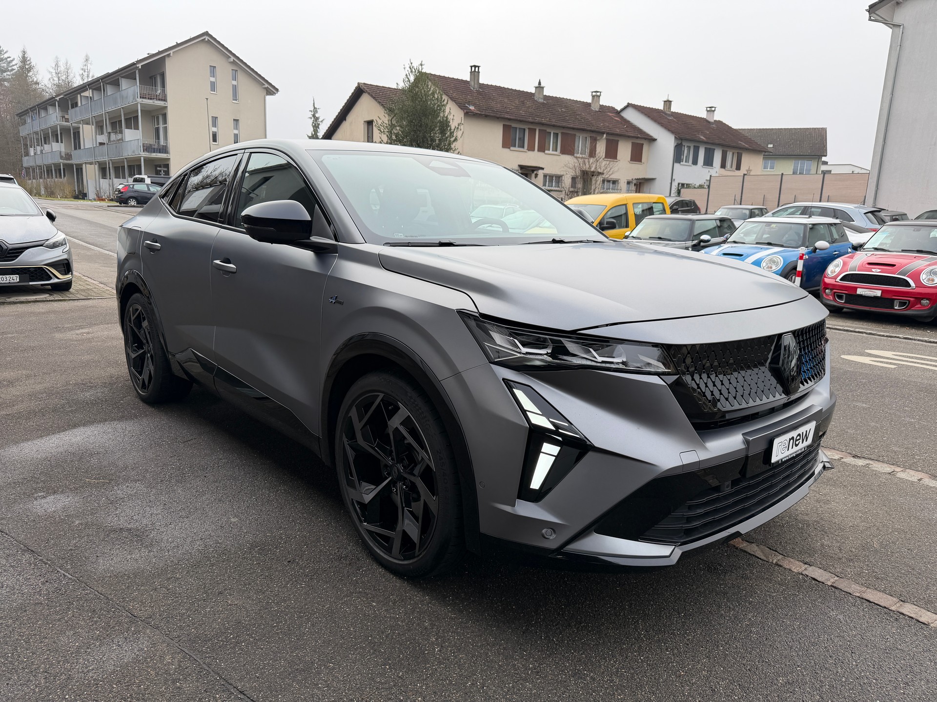RENAULT Rafale 1.2 E-Tech Plug-in Atelier Alpine-showroom-element-2
