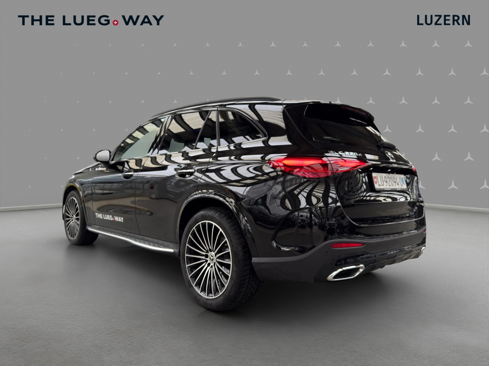 MERCEDES-BENZ GLC 220 d 4Matic 9G-Tronic-image-2