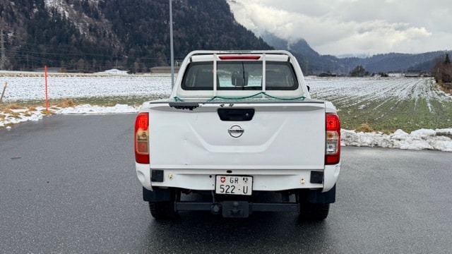 NISSAN Navara Double Cab Tekna 2.3 dCi 4WD-image-4