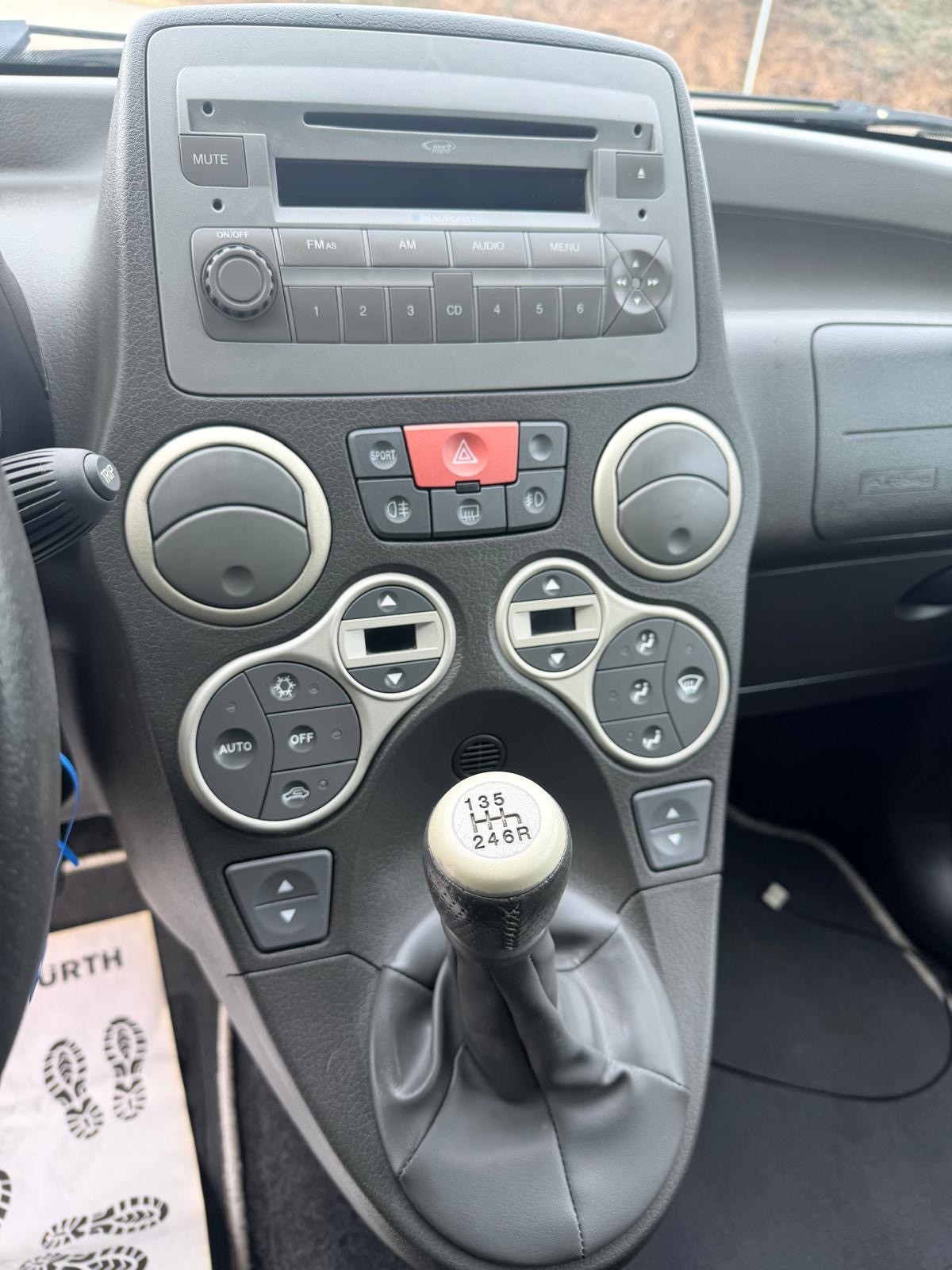 FIAT Panda 1.4 100HP-image-12