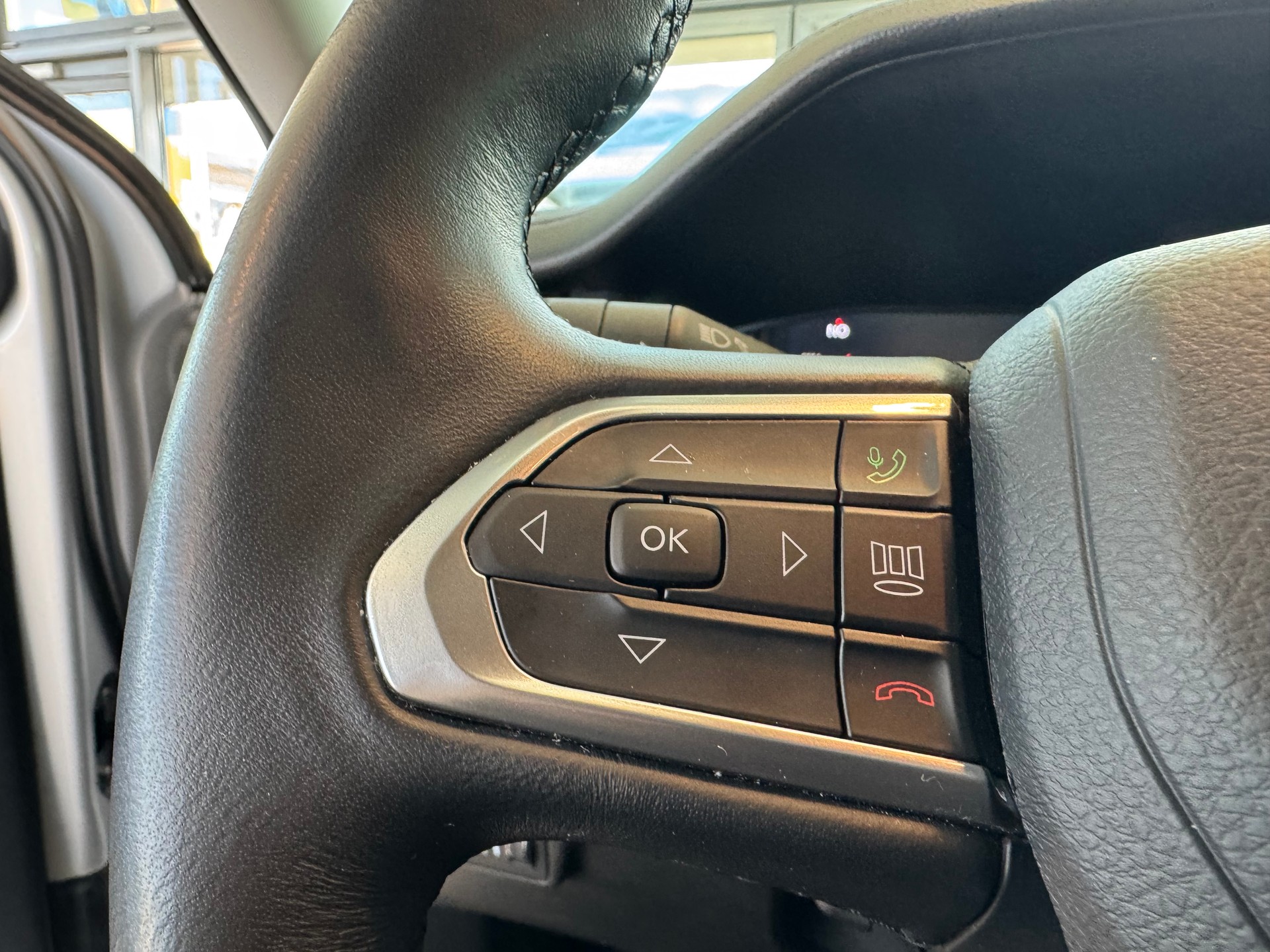 JEEP Compass 1.3 PHEV S AWD-image-15
