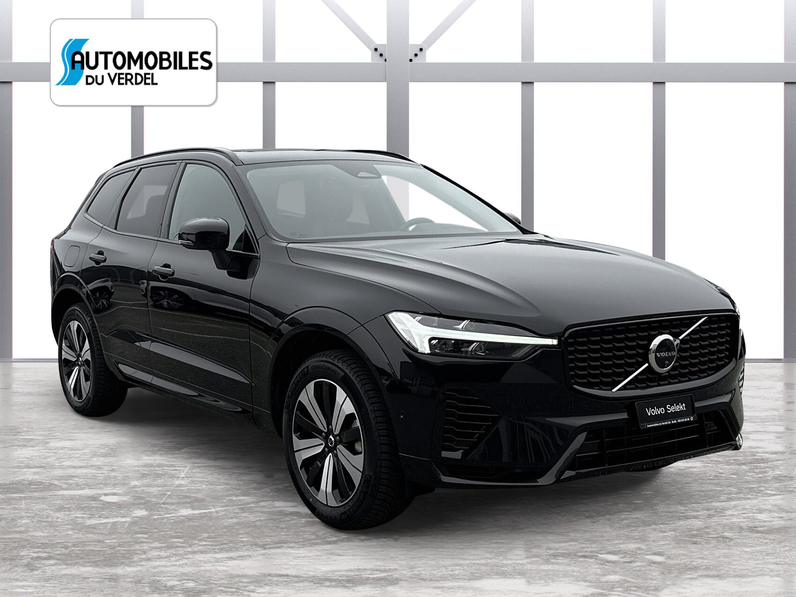 VOLVO XC60 2.0 T6 TE Plus Dark eAWD-image-7