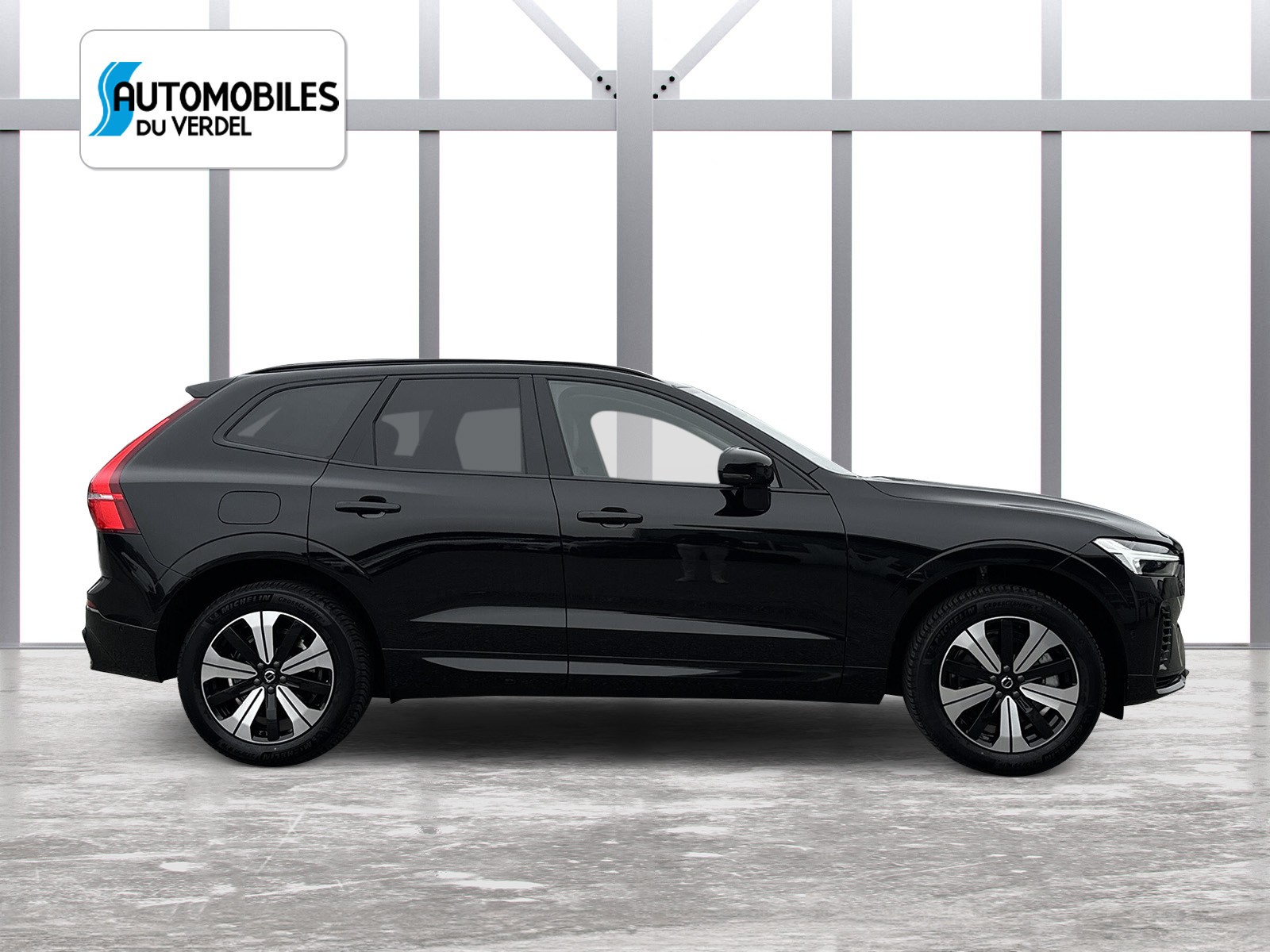 VOLVO XC60 2.0 T6 TE Plus Dark eAWD-image-5