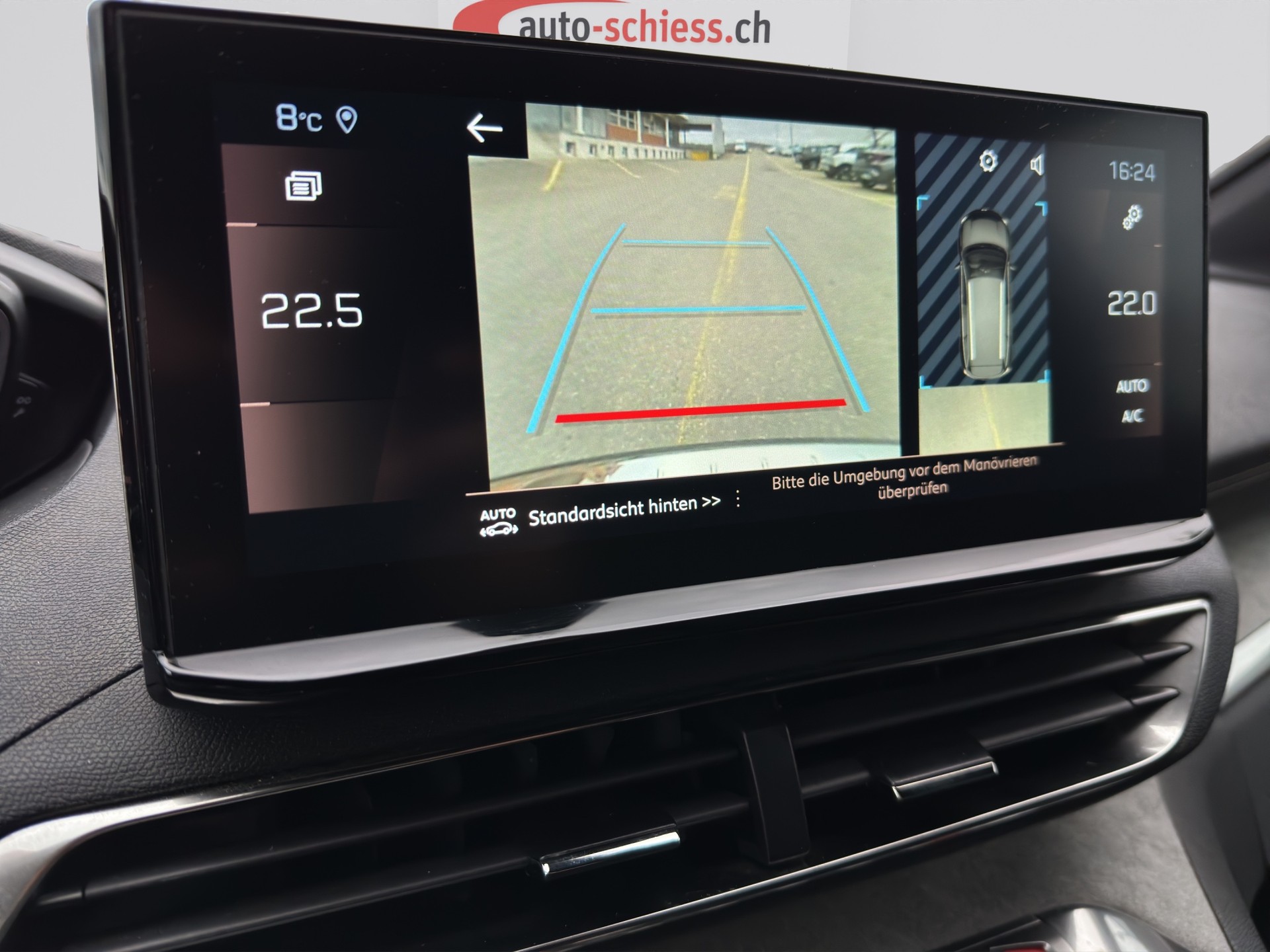 PEUGEOT 5008 1.2 Pure Tech 7Pl. GT EAT8-image-12