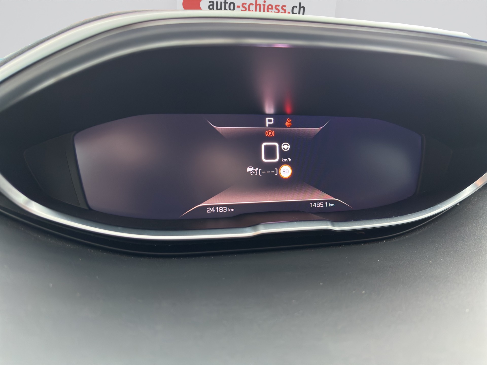 PEUGEOT 5008 1.2 Pure Tech 7Pl. GT EAT8-image-10