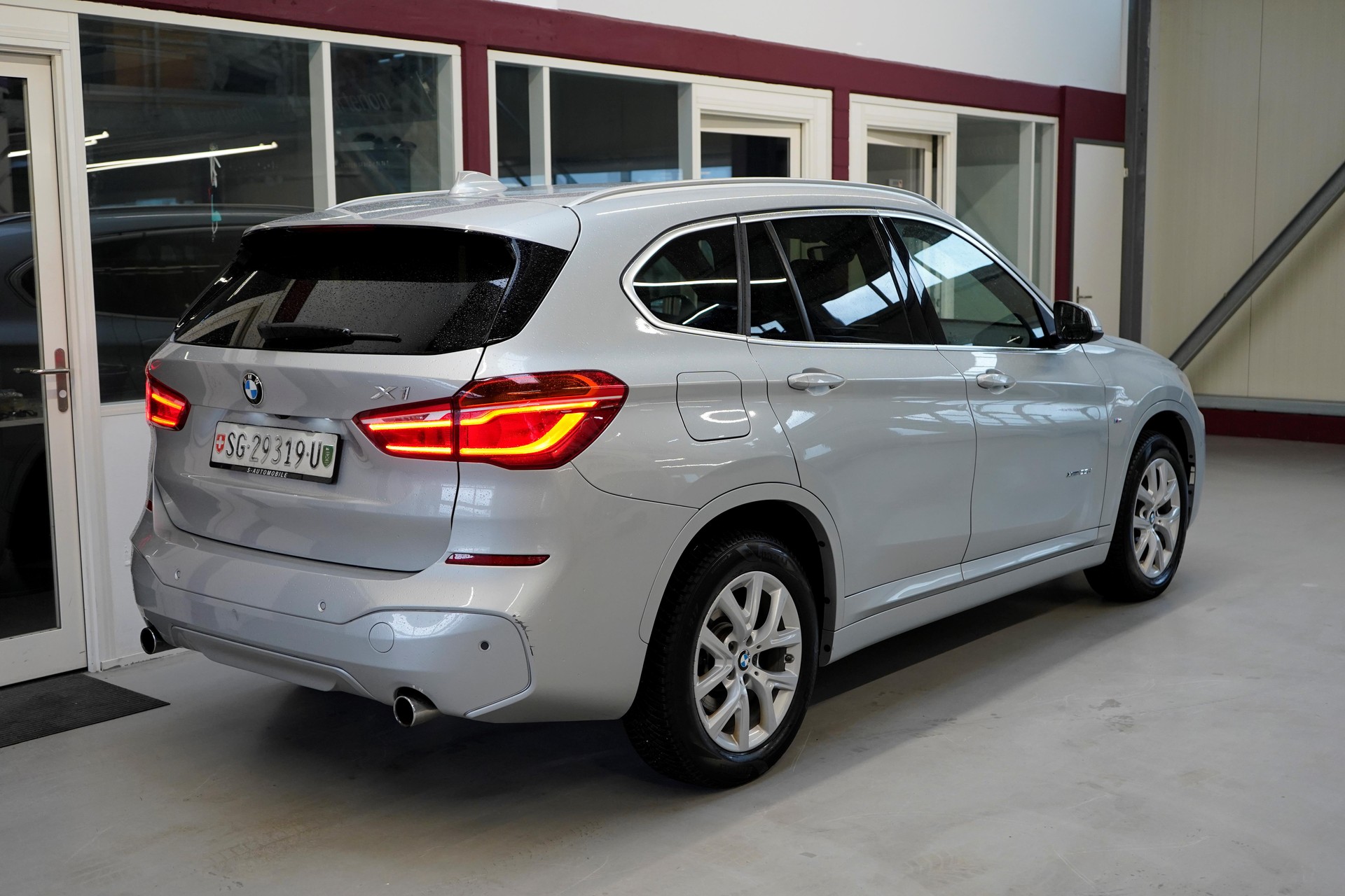 BMW X1 xDrive 25d M Sport Steptronic-image-6