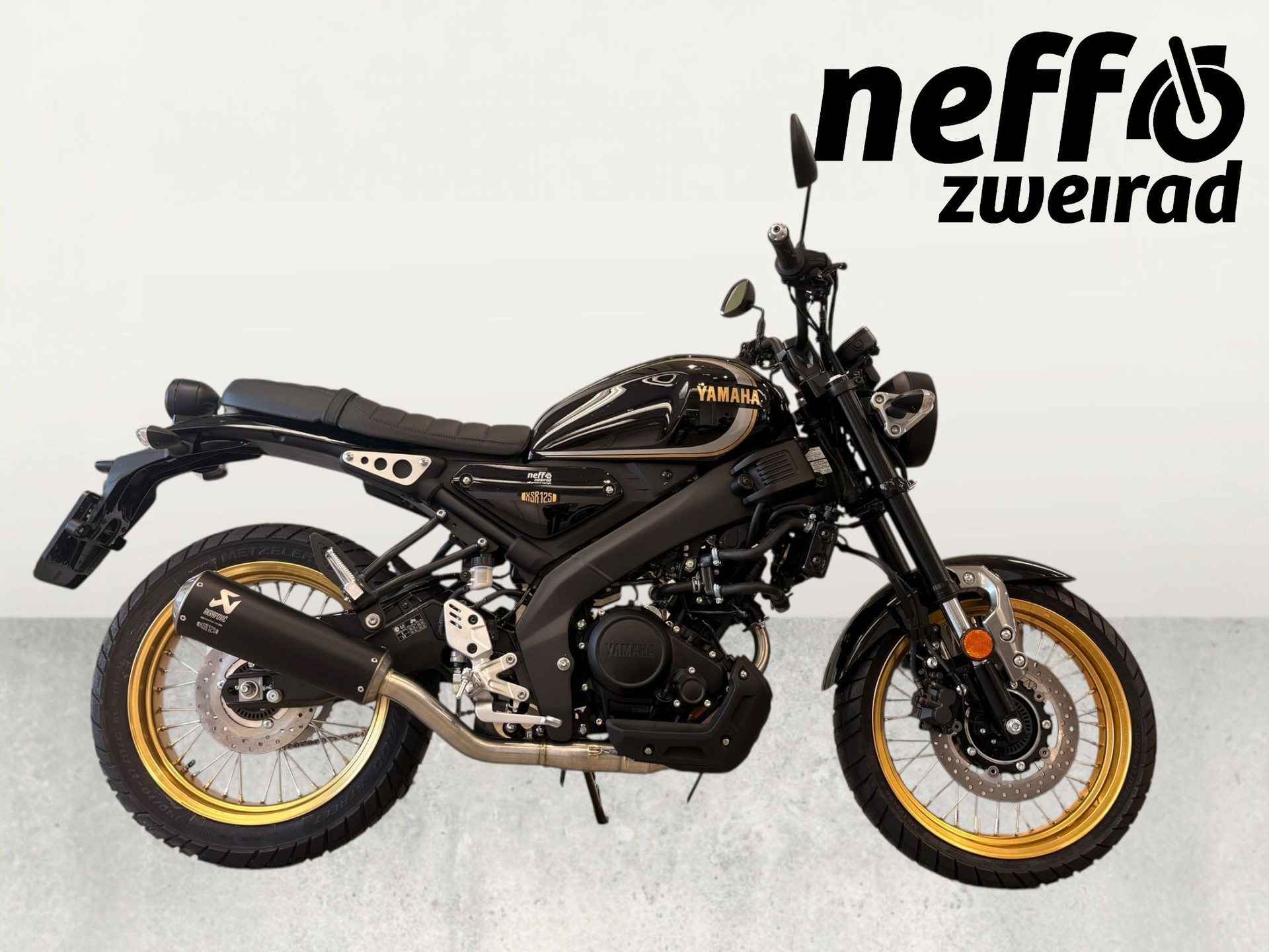 YAMAHA XSR 125 Legacy Akrapovic-image-4