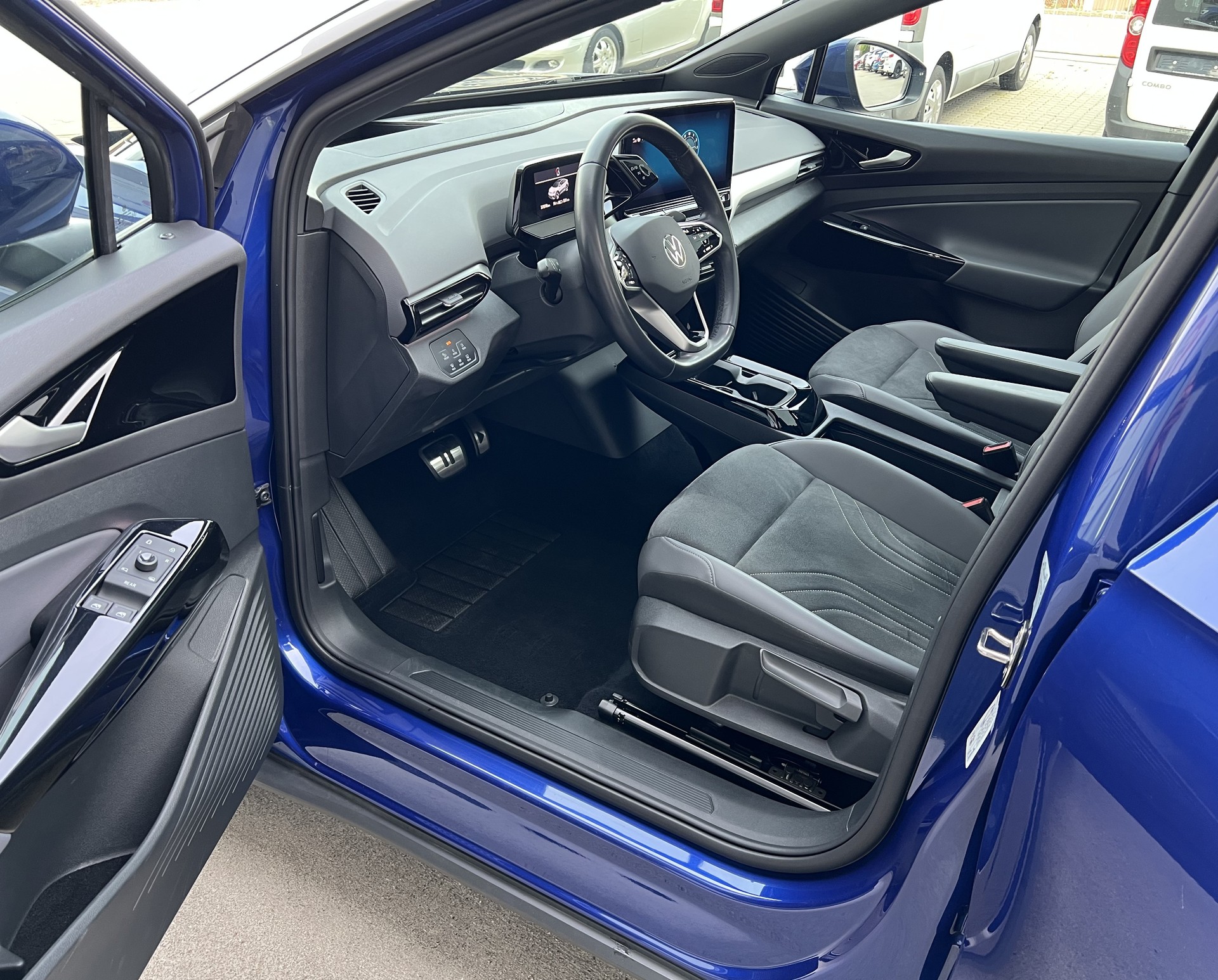 VW ID.5 Pro Performance 77 kWh-image-8