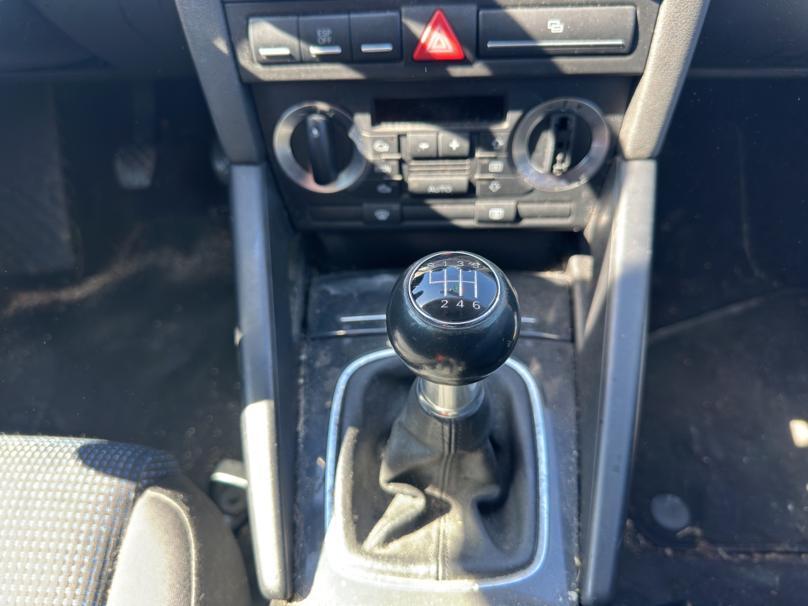 AUDI A3 Sportback 1.8 Turbo FSI Attraction-image-11