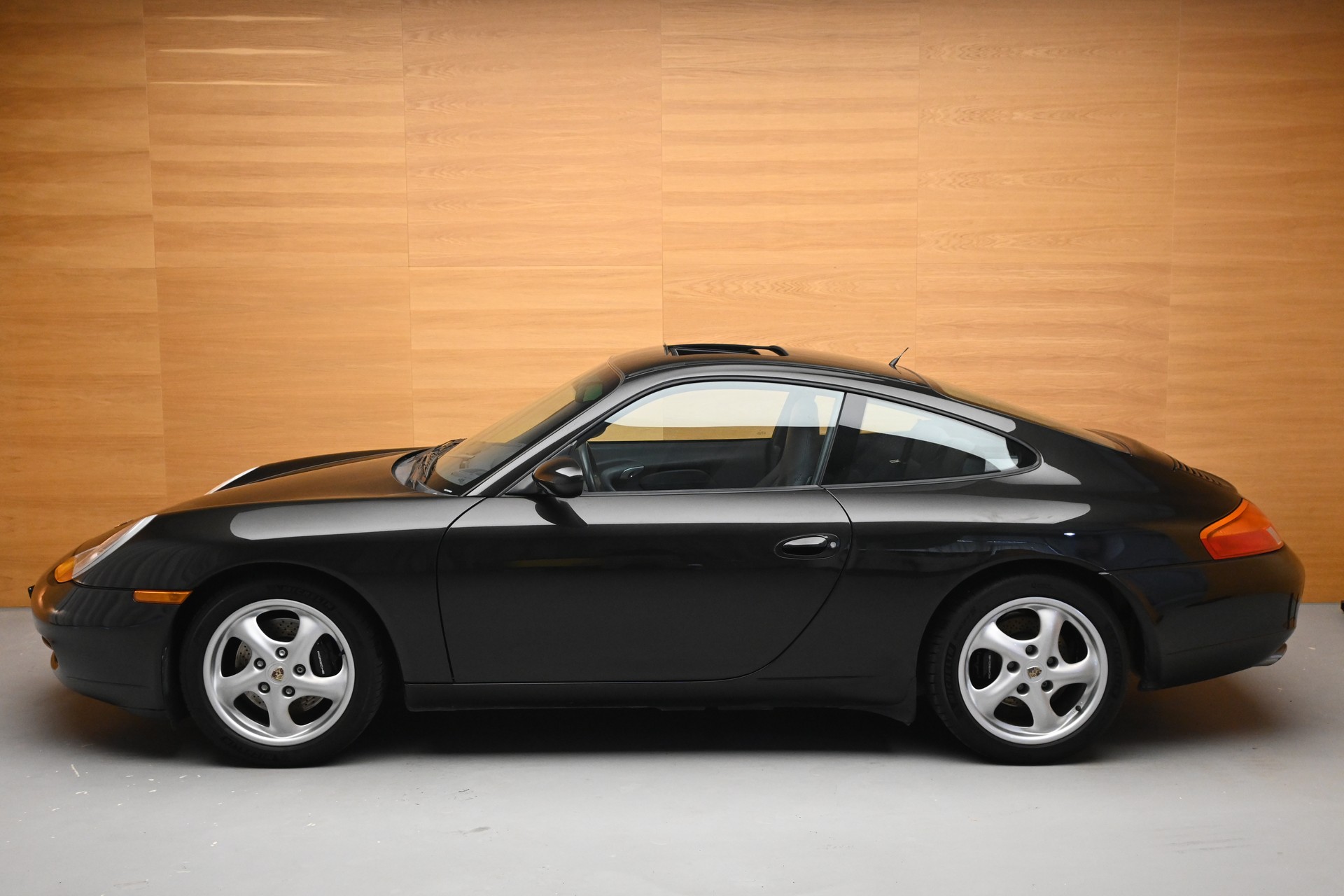 PORSCHE 911 Carrera*Nur 57000Km*-image-3