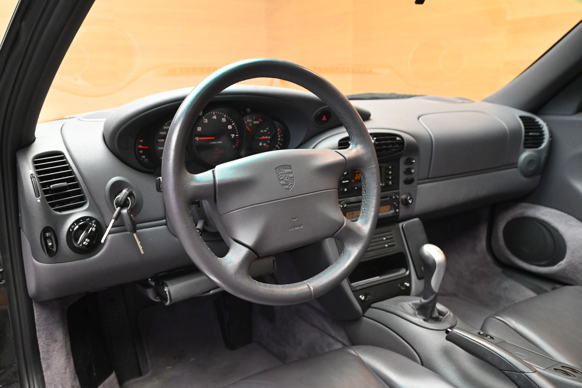 PORSCHE 911 Carrera*Nur 57000Km*-image-7