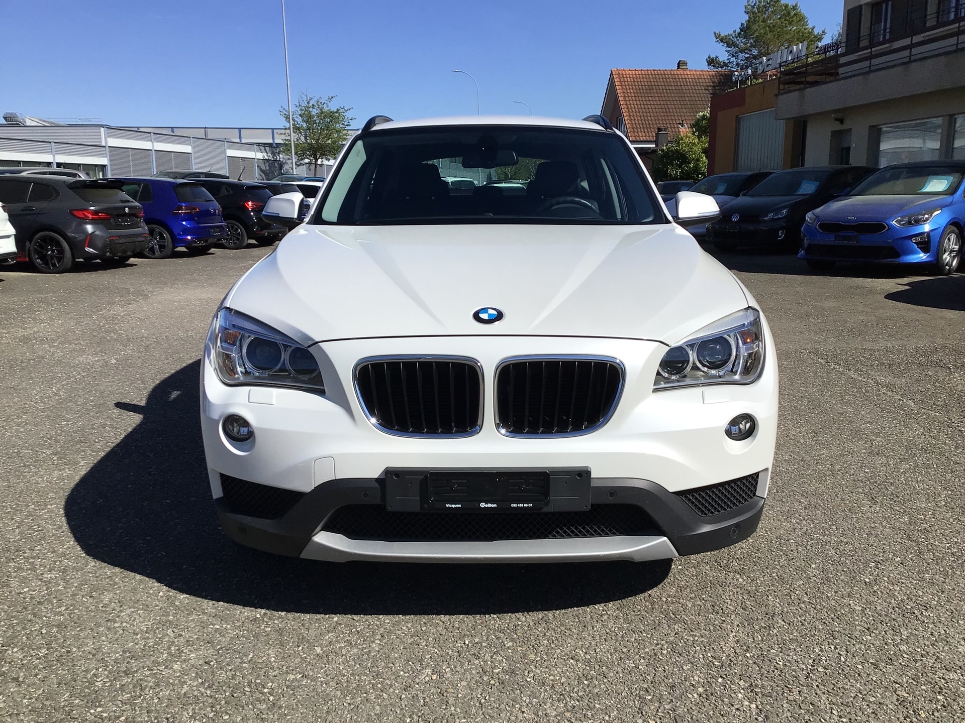 BMW X1 xDrive 20i Steptronic-image-1