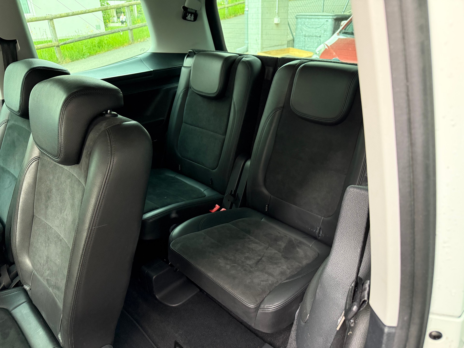 VW Sharan 2.0 TDI BlueMotion Technology Highline DSG-image-10