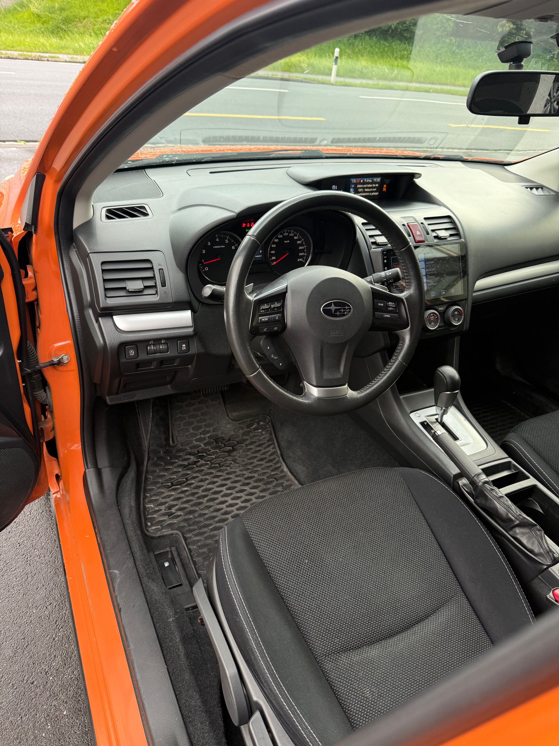 SUBARU XV 2.0 Swiss Three AWD CVT-image-7