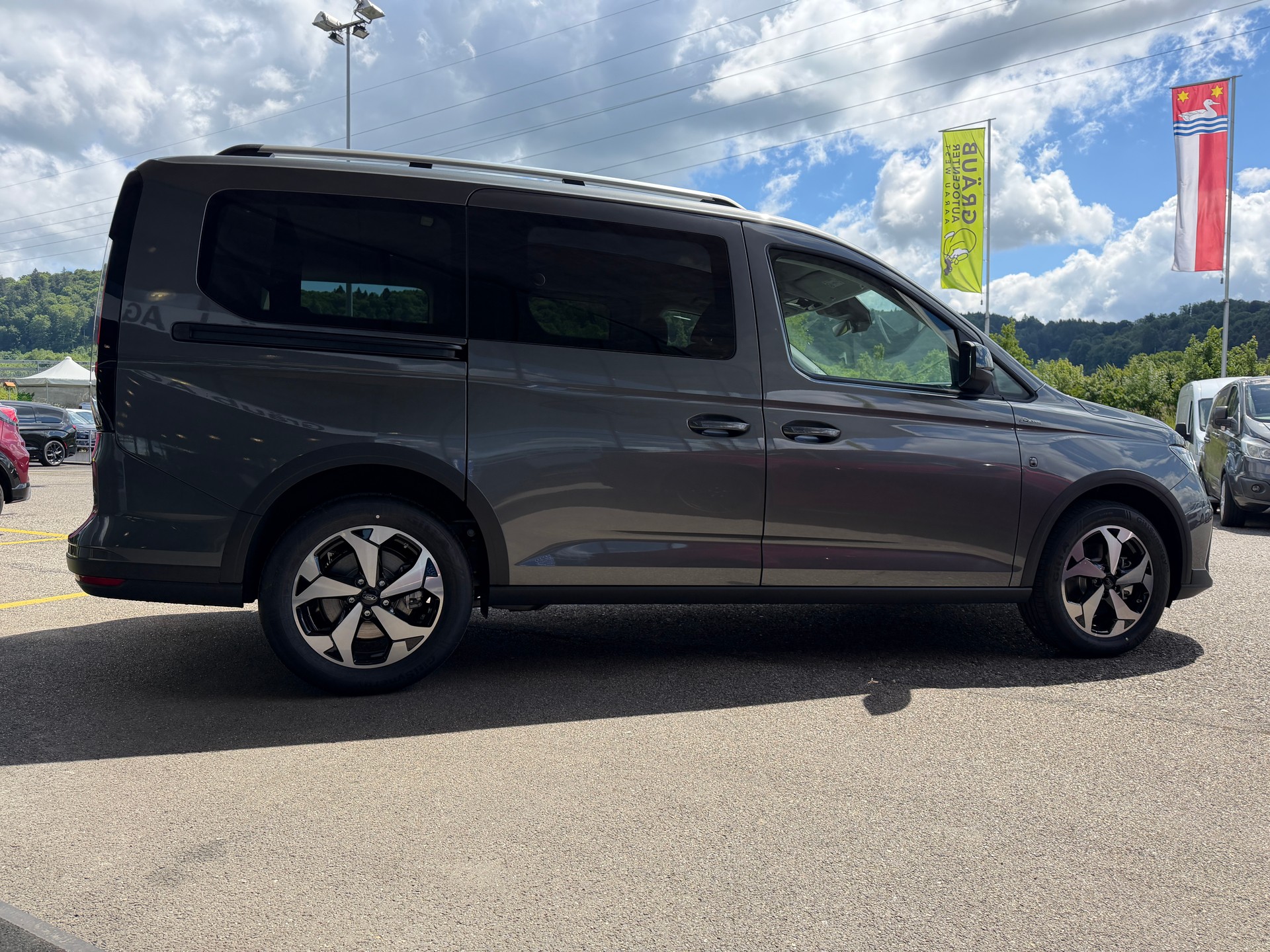 FORD Grand Tourneo Connect 1.5 PHEV Active Automat-image-5