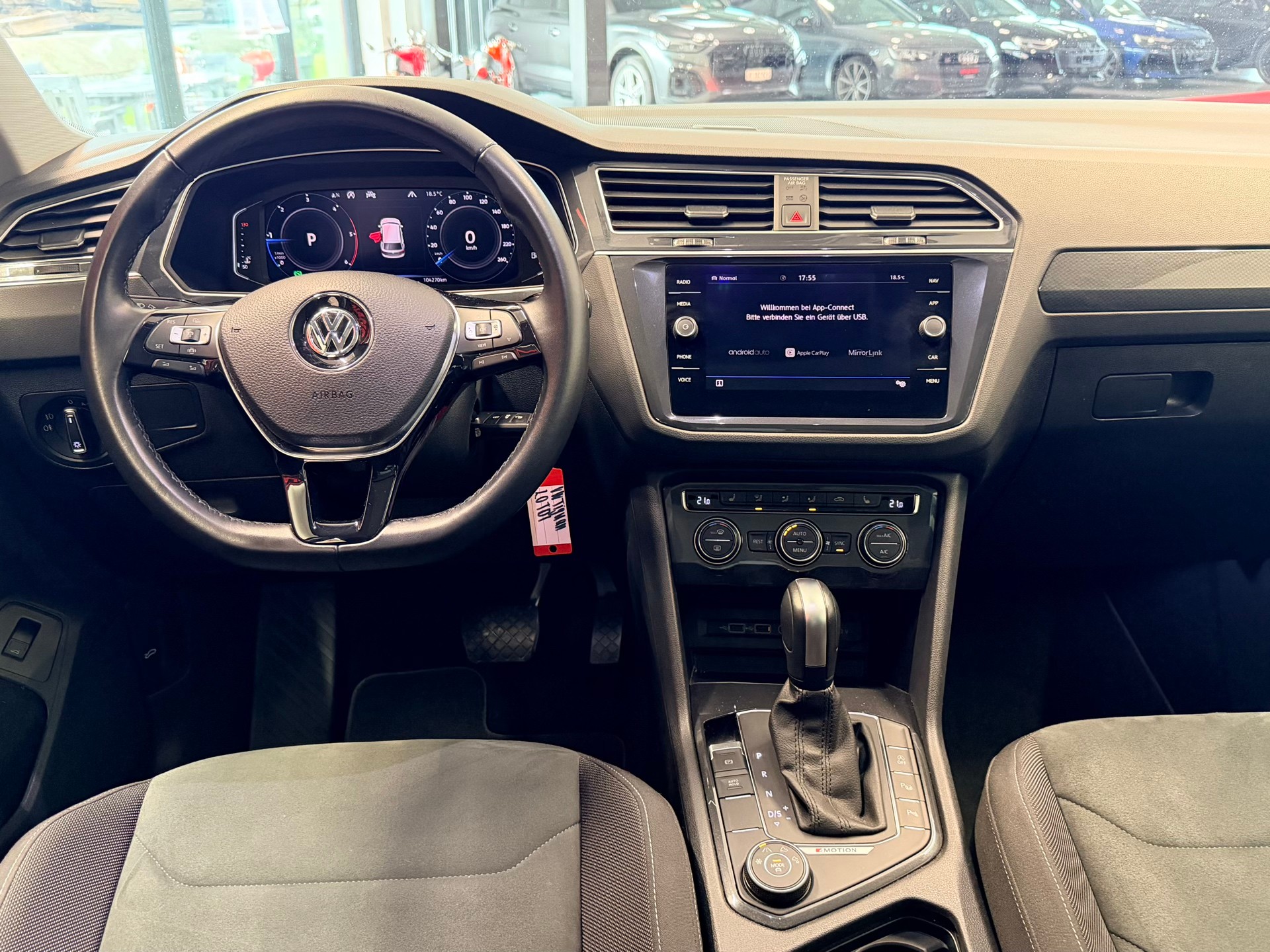 VW Tiguan 2.0 TDI Highline 4x4 190PS-image-16