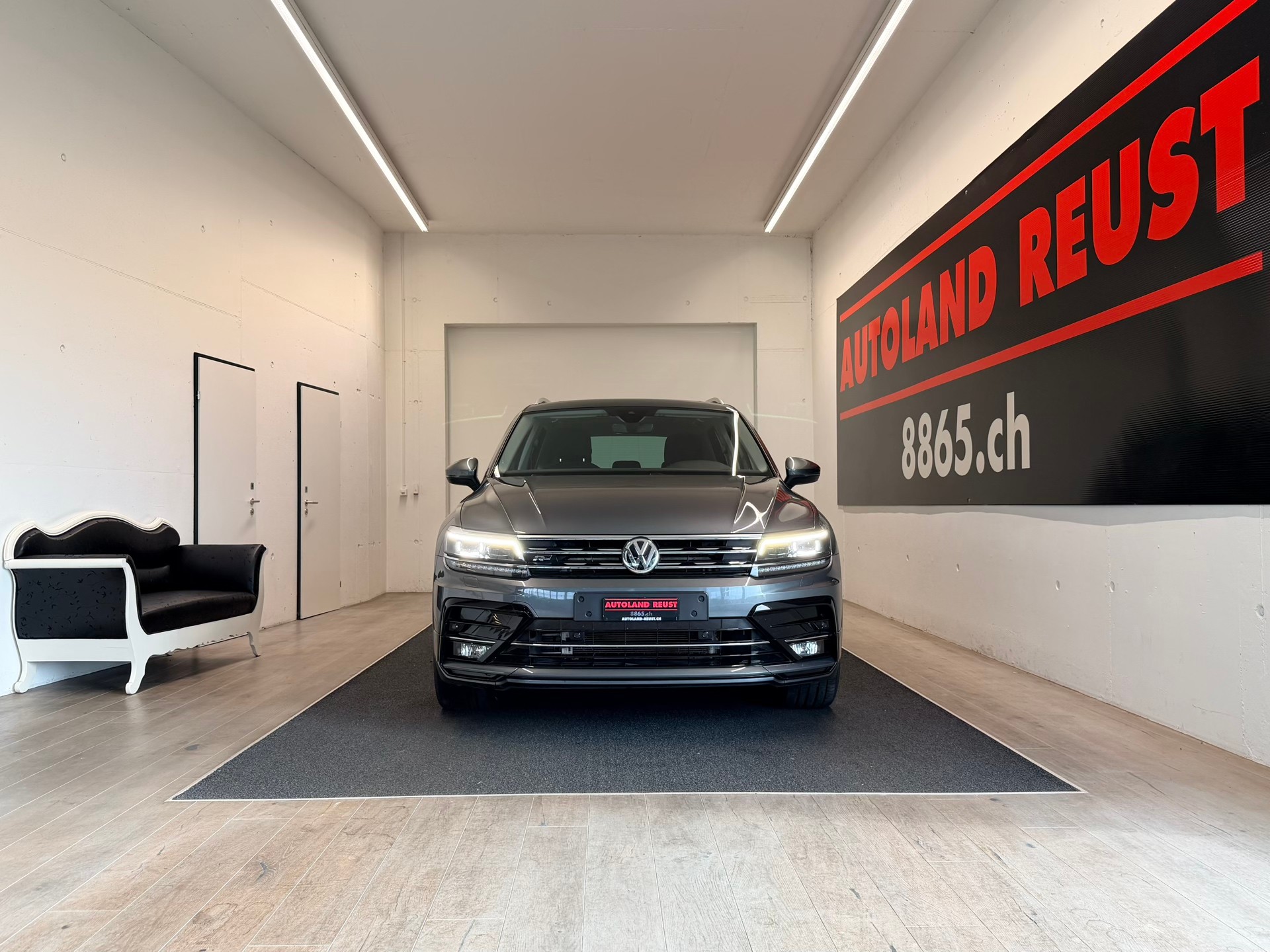 VW Tiguan 2.0 TDI Highline 4x4 190PS-image-1
