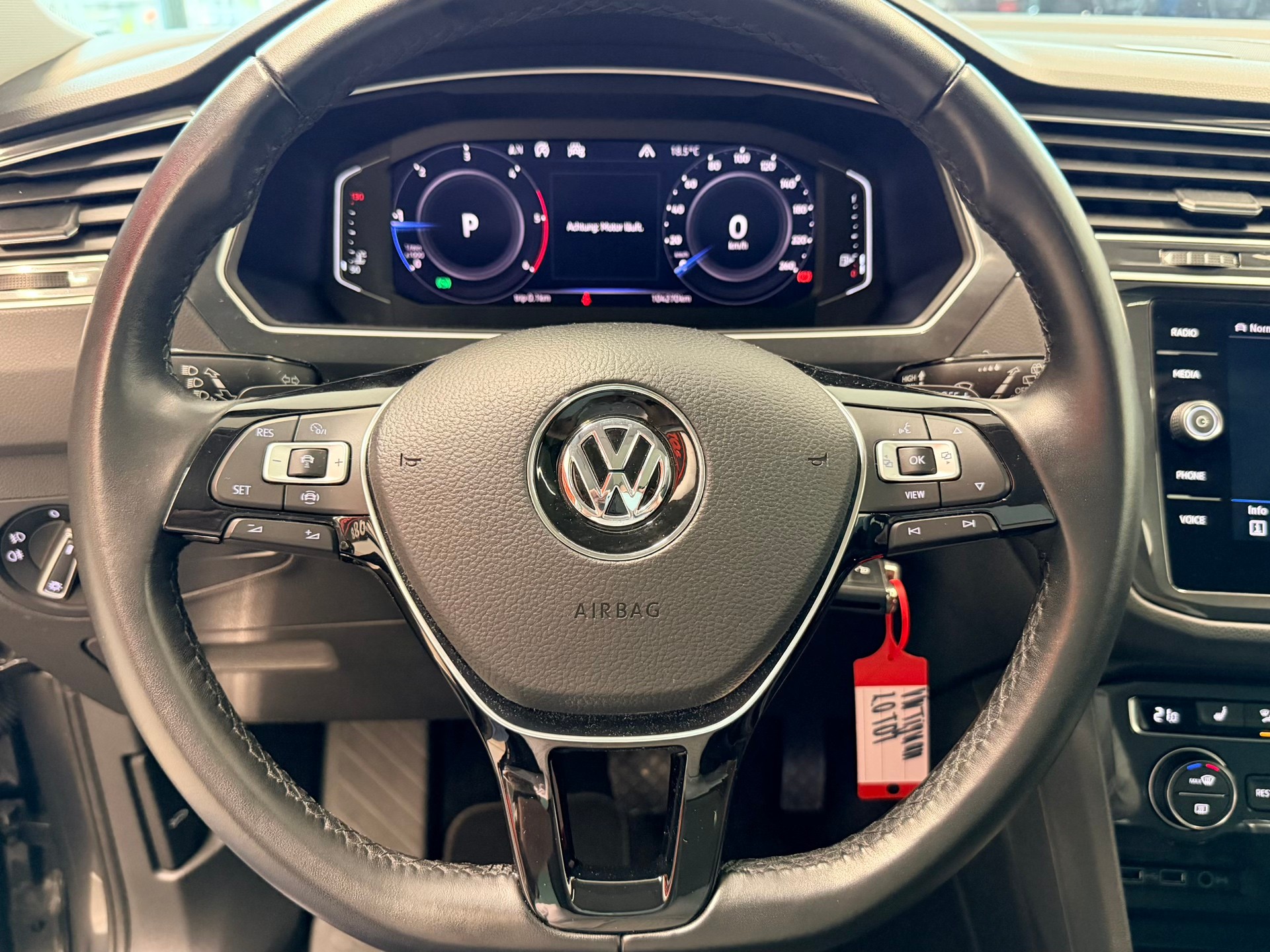 VW Tiguan 2.0 TDI Highline 4x4 190PS-image-24