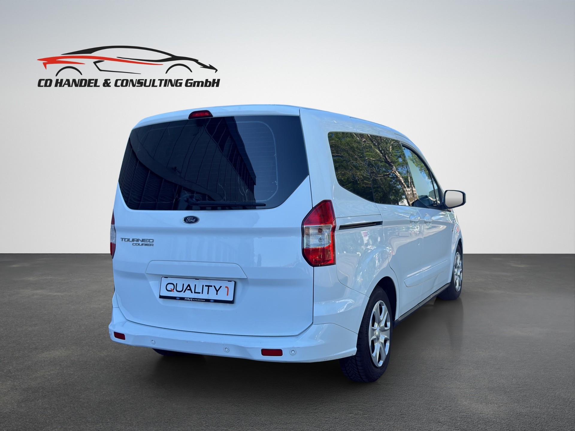 FORD Tourneo Courier 1.0 SCTi Trend-image-3