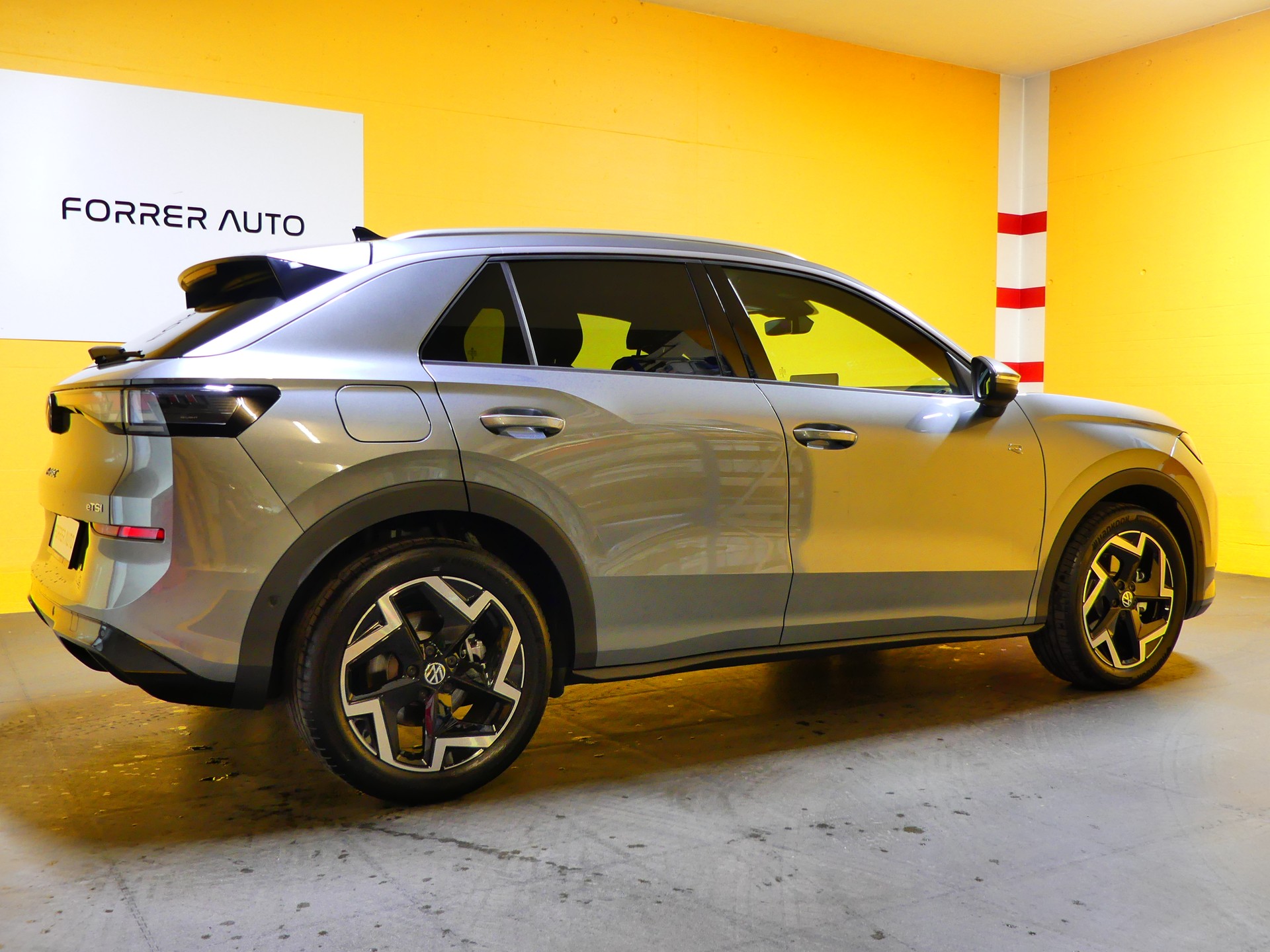 VW T-Roc 1.5 R-Line DSG-image-4