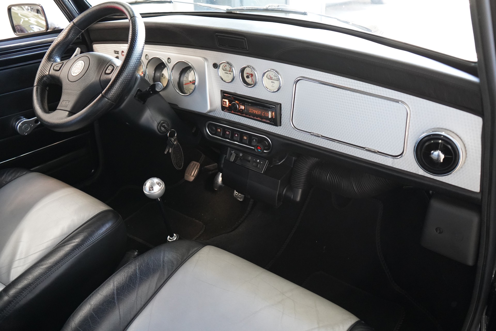 MINI Cooper Sport 103-image-25