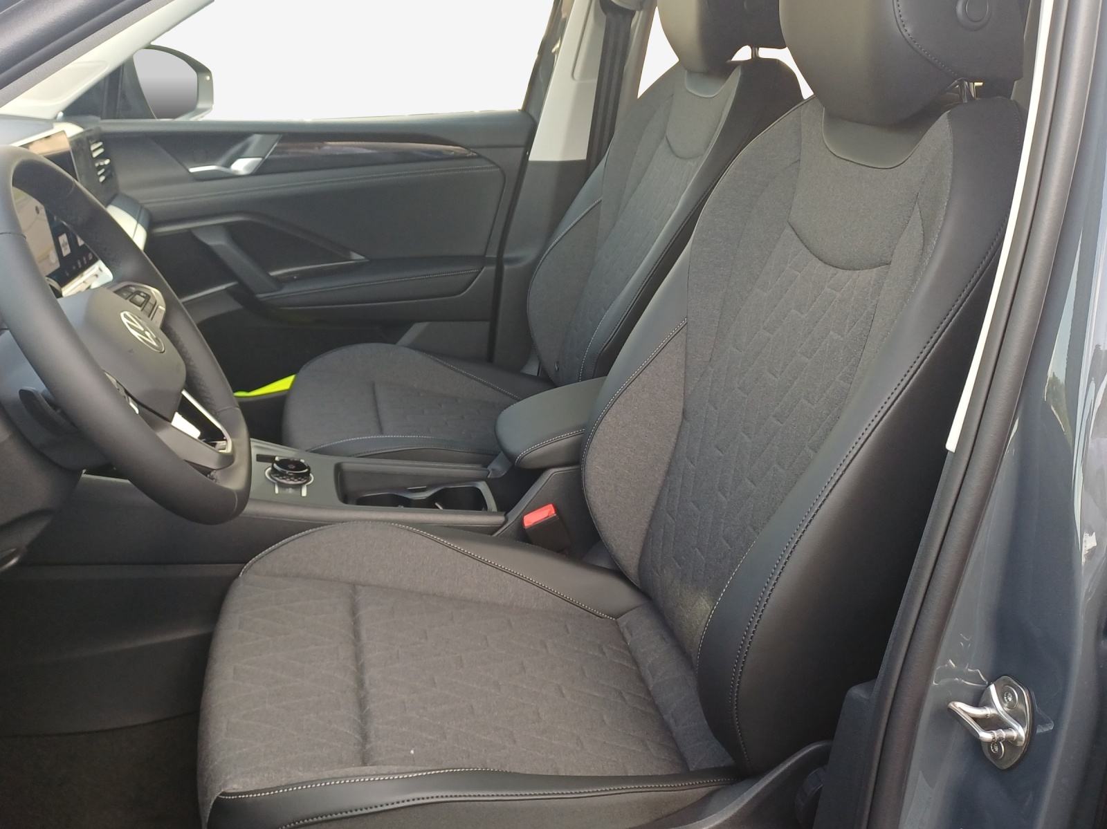 VW Tiguan 1.5 TSI evo2 mHEV Life DSG-image-7