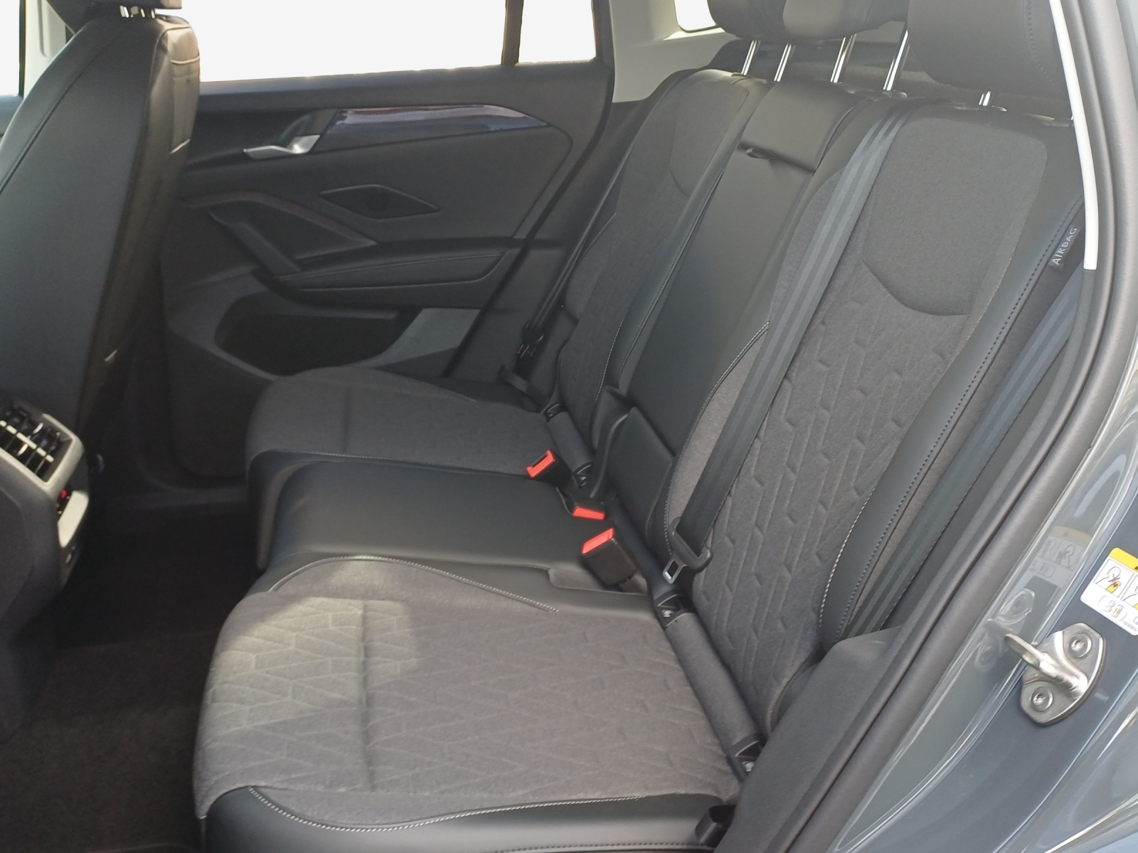 VW Tiguan 1.5 TSI evo2 mHEV Life DSG-image-11