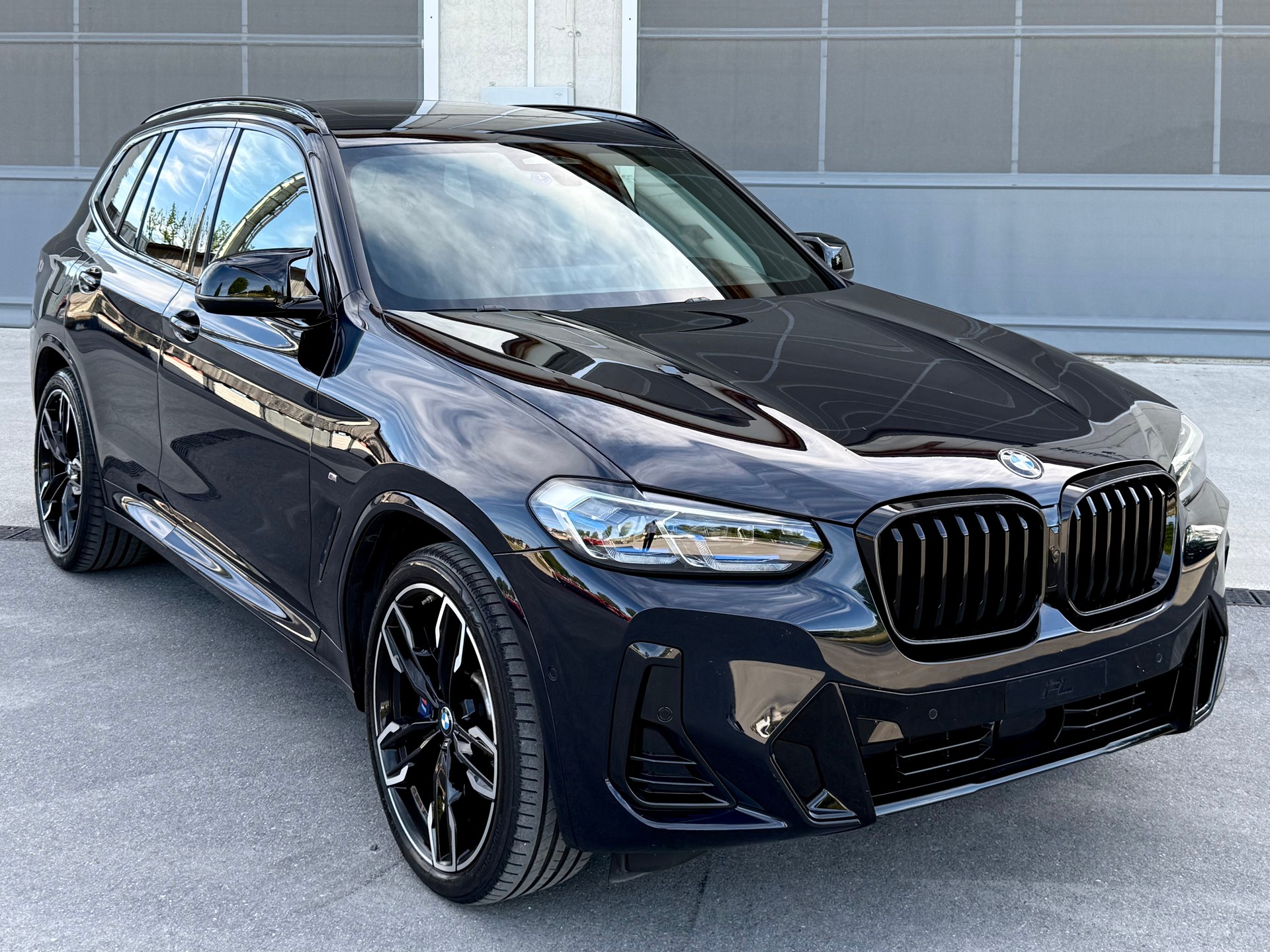 BMW X3 M40i M Sport Edition Individual-image-3
