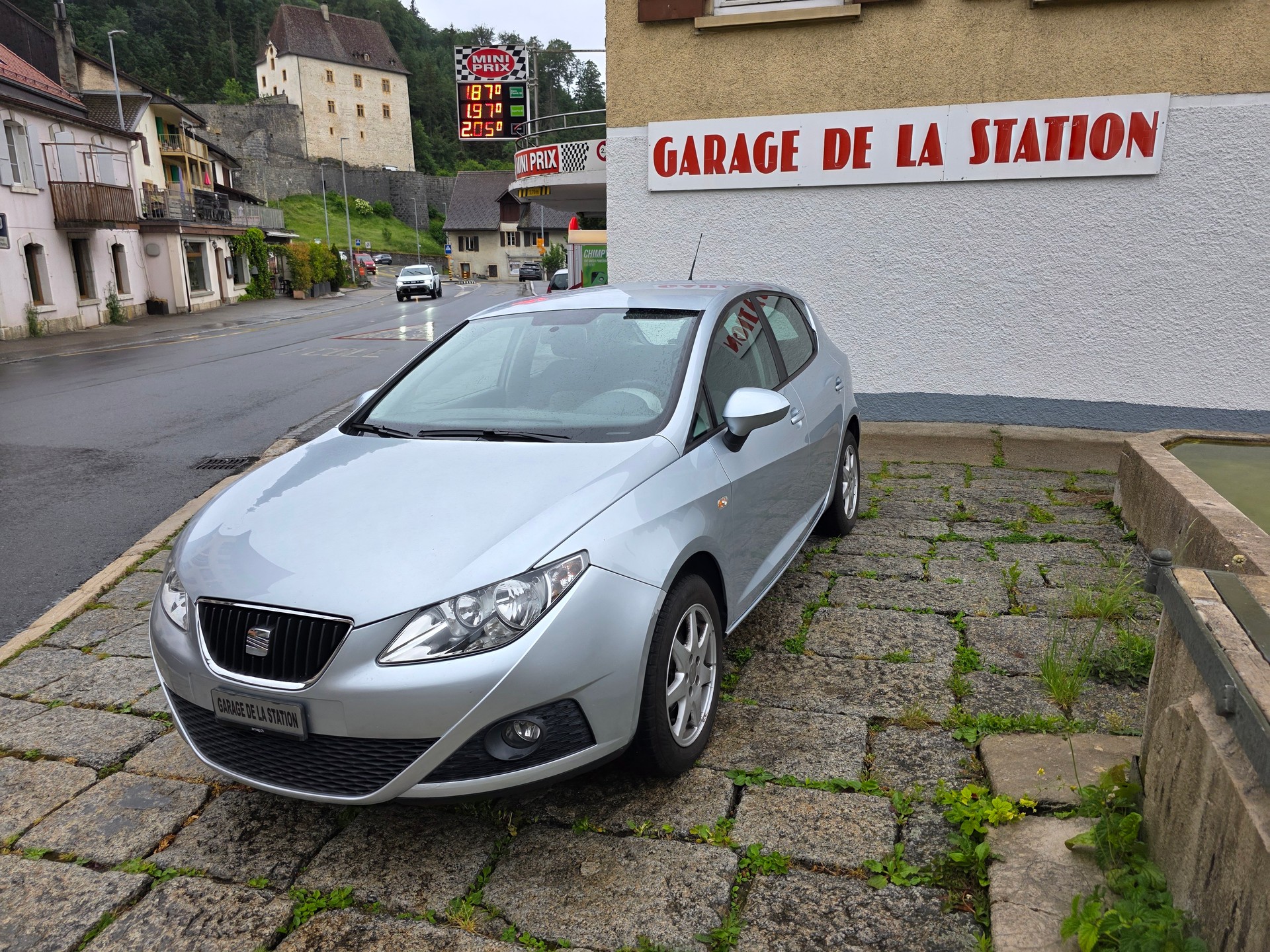 SEAT Ibiza 1.6 Style-image-0