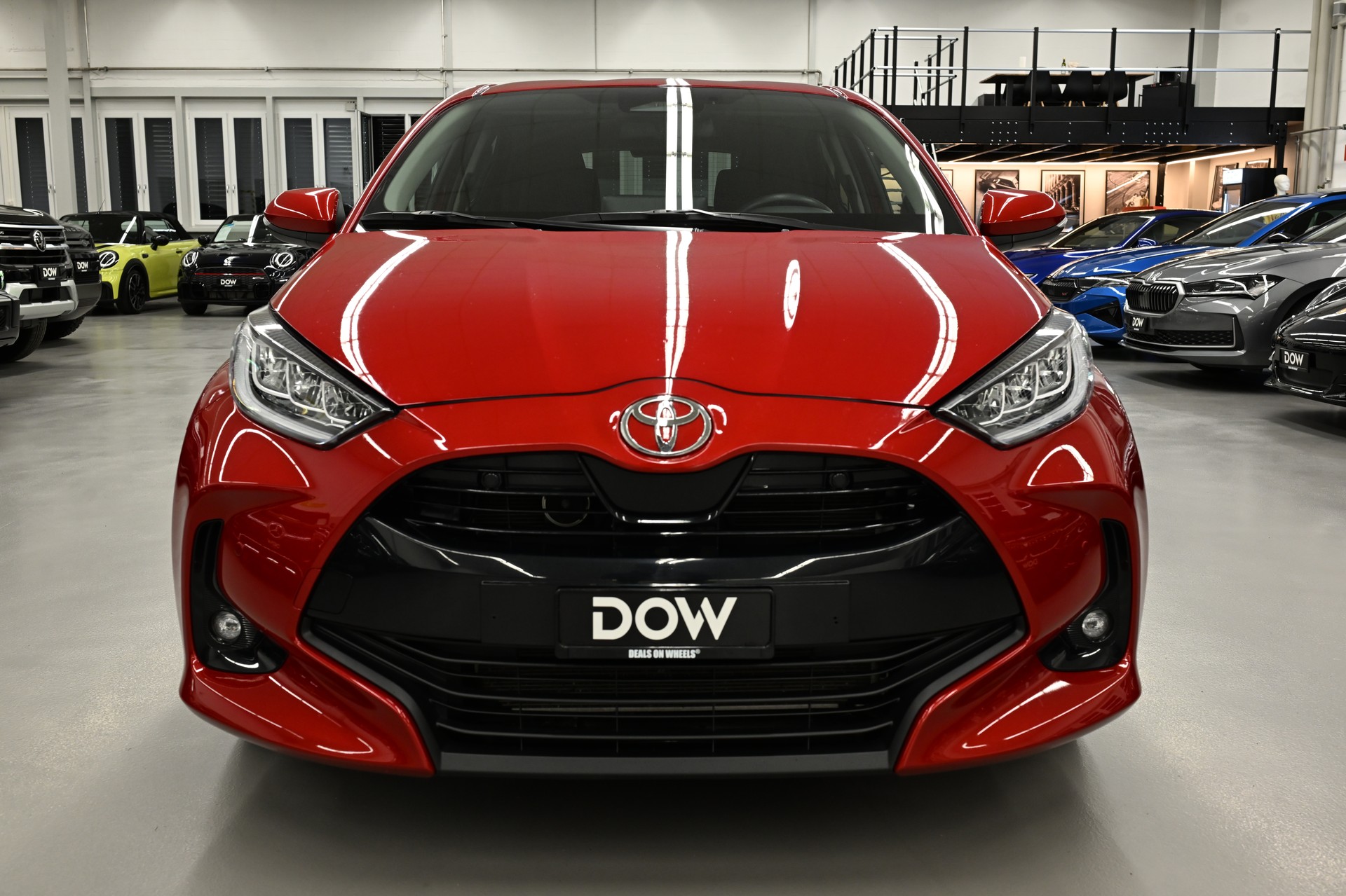TOYOTA Yaris 1.5 VVT-i HSD Trend-image-5