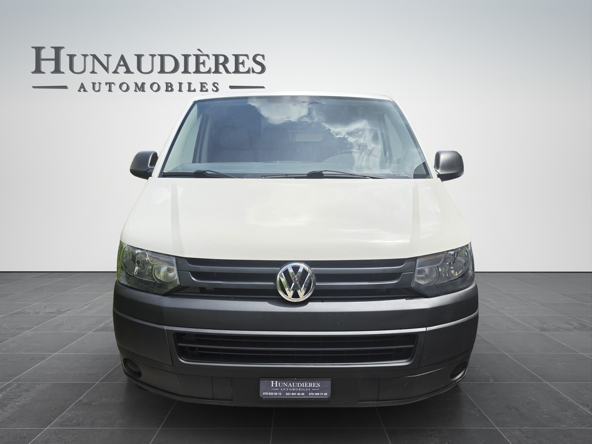 VW T5 2.0 TDI-image-8