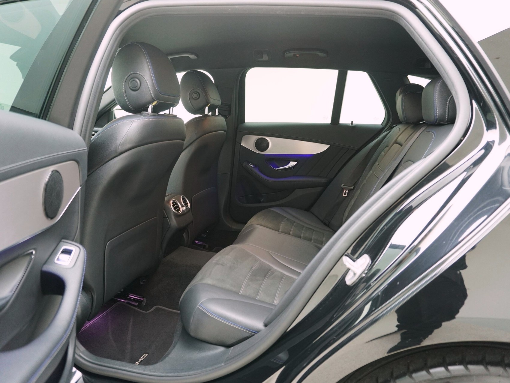 MERCEDES-BENZ C-Klasse C 220 d AMG Line Kombi-image-10