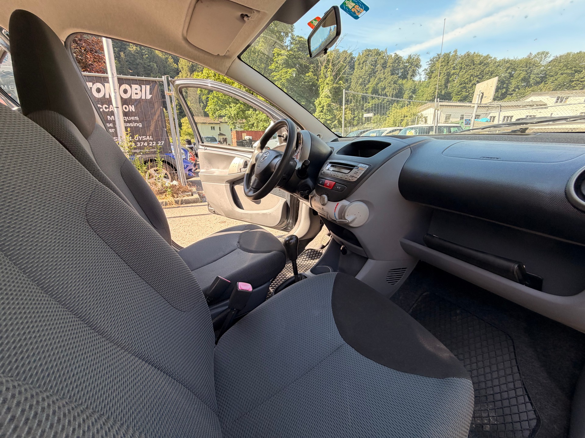 TOYOTA Aygo 1.0 Linea Luna Cool-image-12