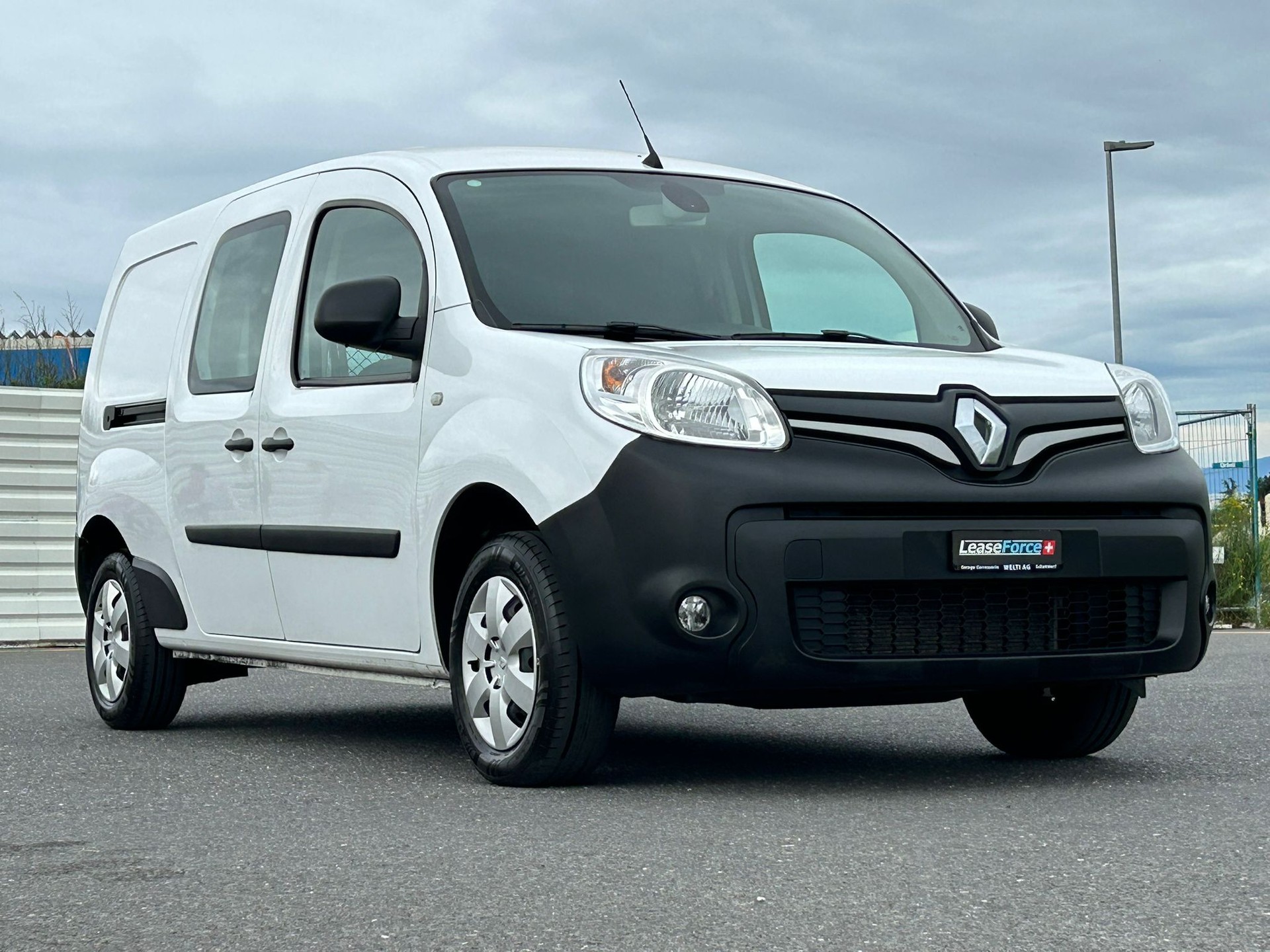 RENAULT Kangoo Maxi dCi 95 ENERGY Business 2 Pl./2 pl.-image-8