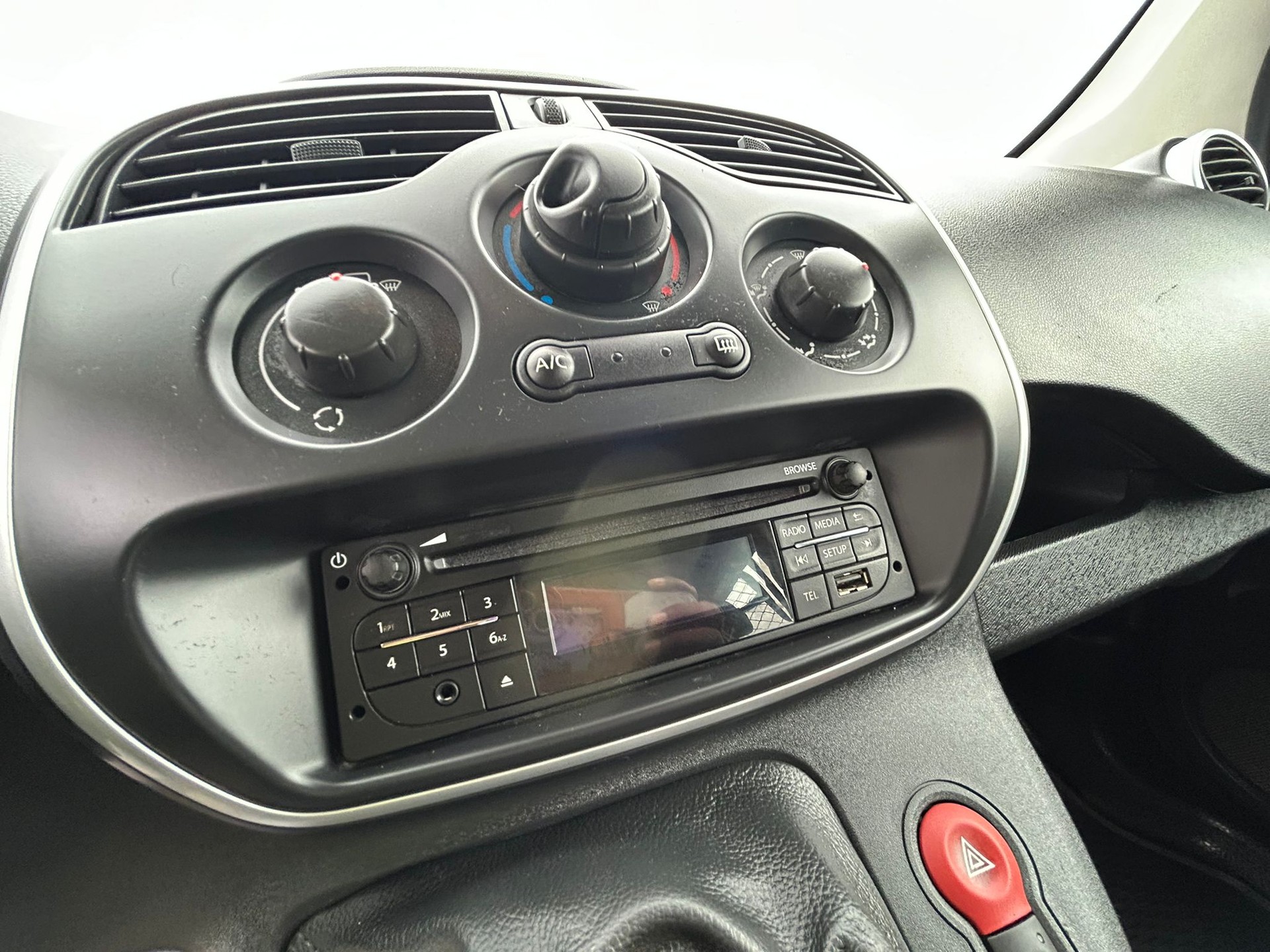 RENAULT Kangoo Maxi dCi 95 ENERGY Business 2 Pl./2 pl.-image-28