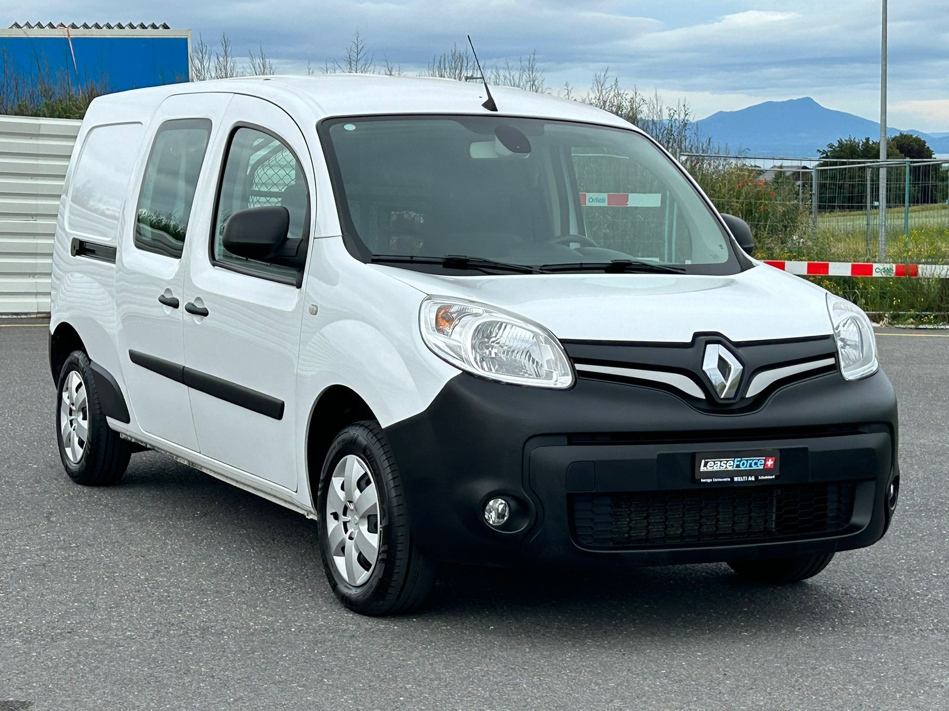 RENAULT Kangoo Maxi dCi 95 ENERGY Business 2 Pl./2 pl.-image-0