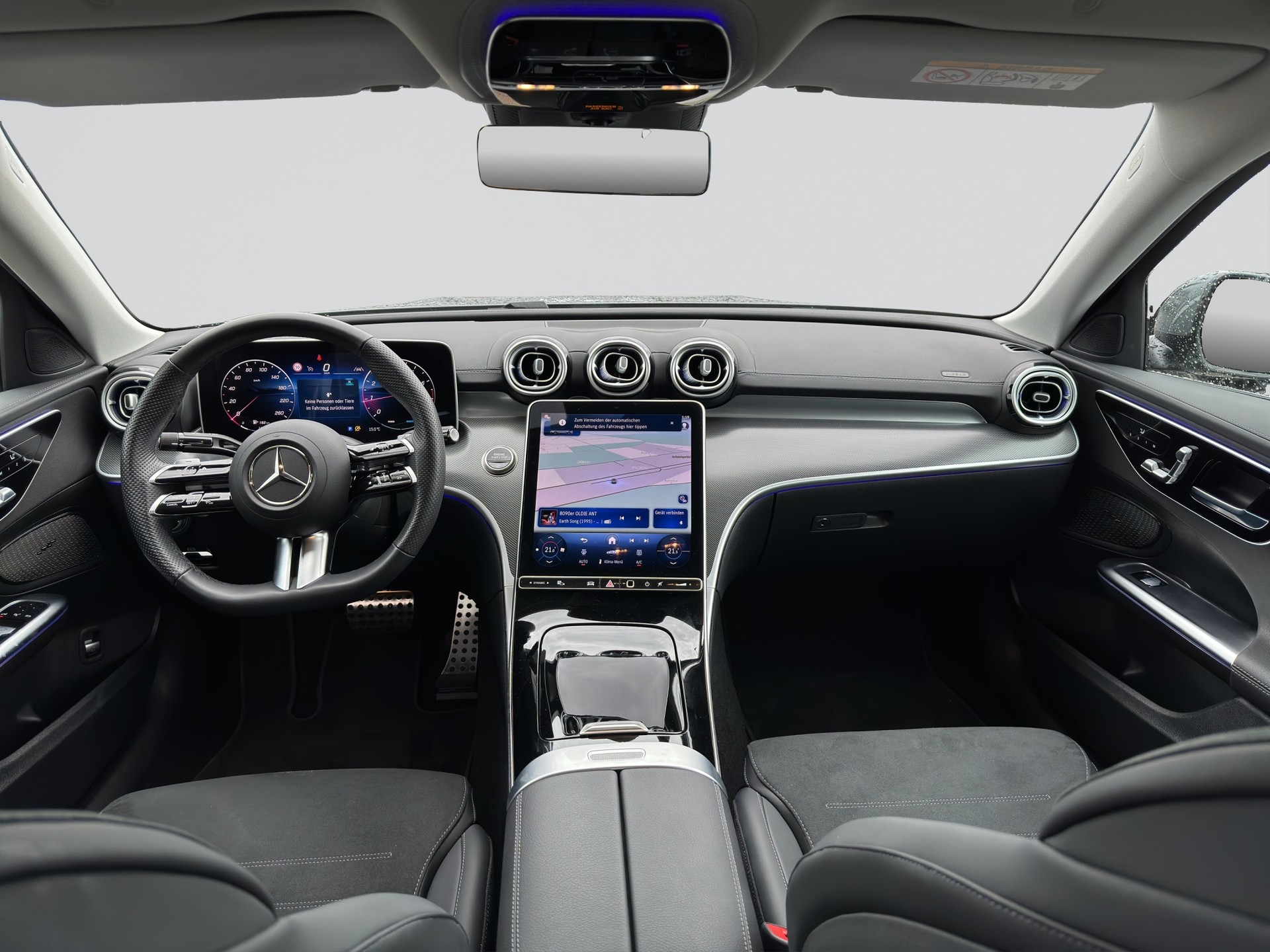 MERCEDES-BENZ C 180 AMG Line-image-12
