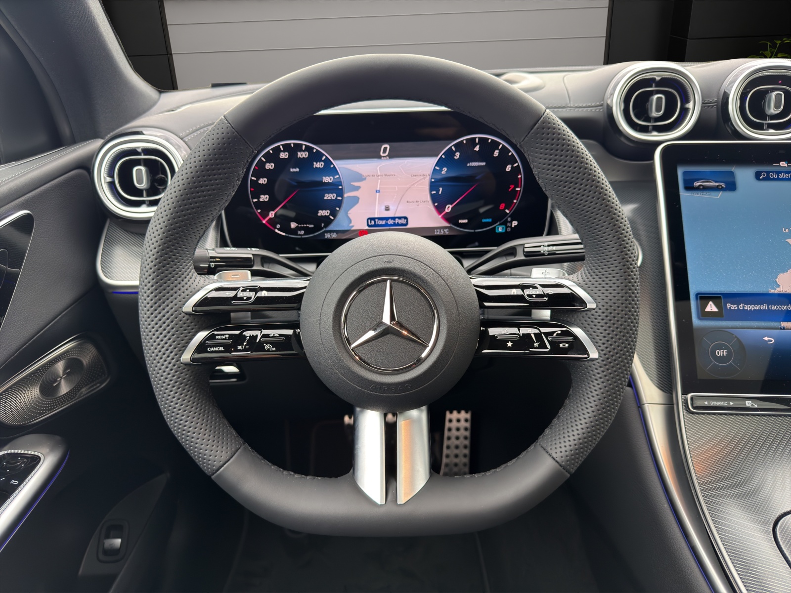 MERCEDES-BENZ GLC Coupé 300 4Matic 9G-Tronic-image-11