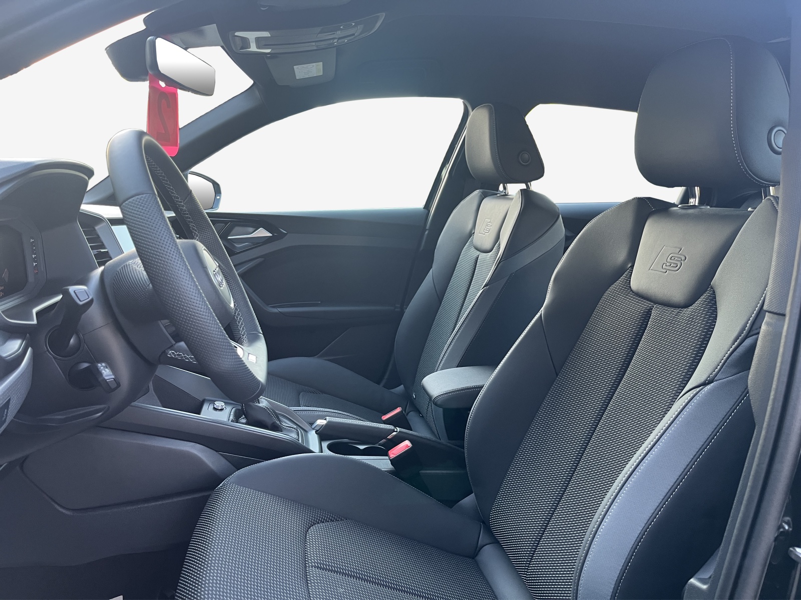 AUDI A1 Sportback 30 TFSI Attraction S-tronic-image-7