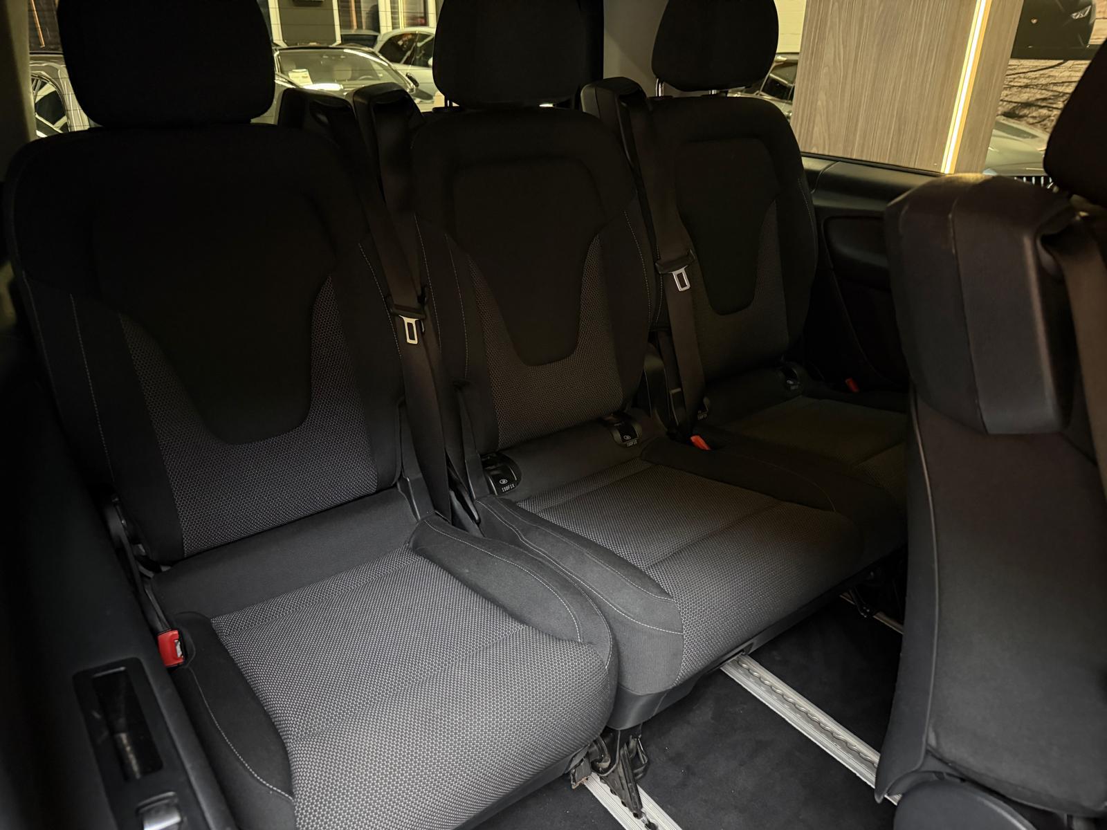 MERCEDES-BENZ V 250 d BlueTec lang 4matic Van-image-22